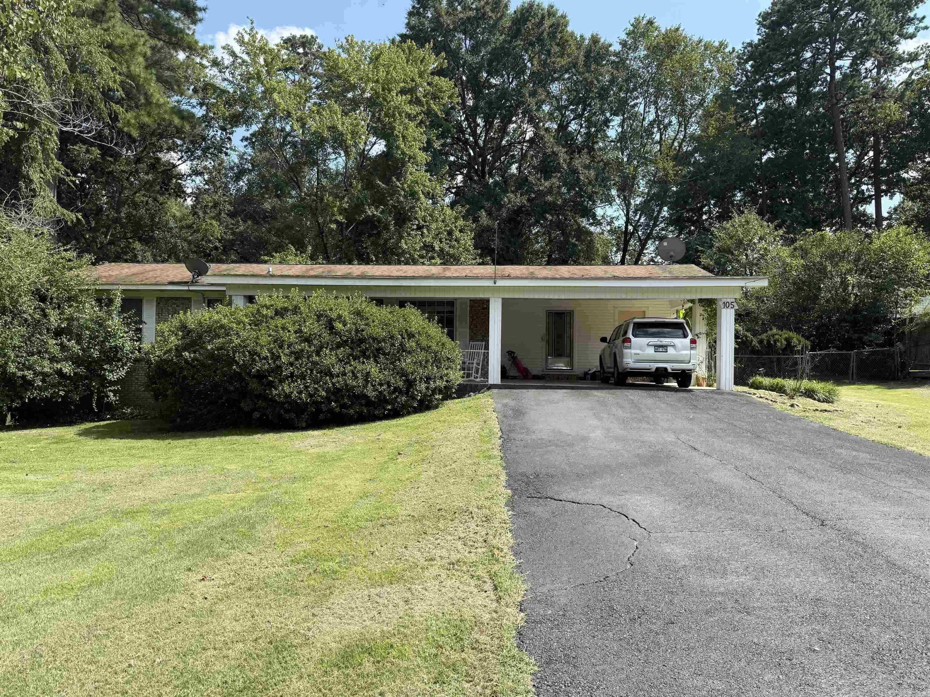 LAKE CATHERINE IND. ESTATES - Residential