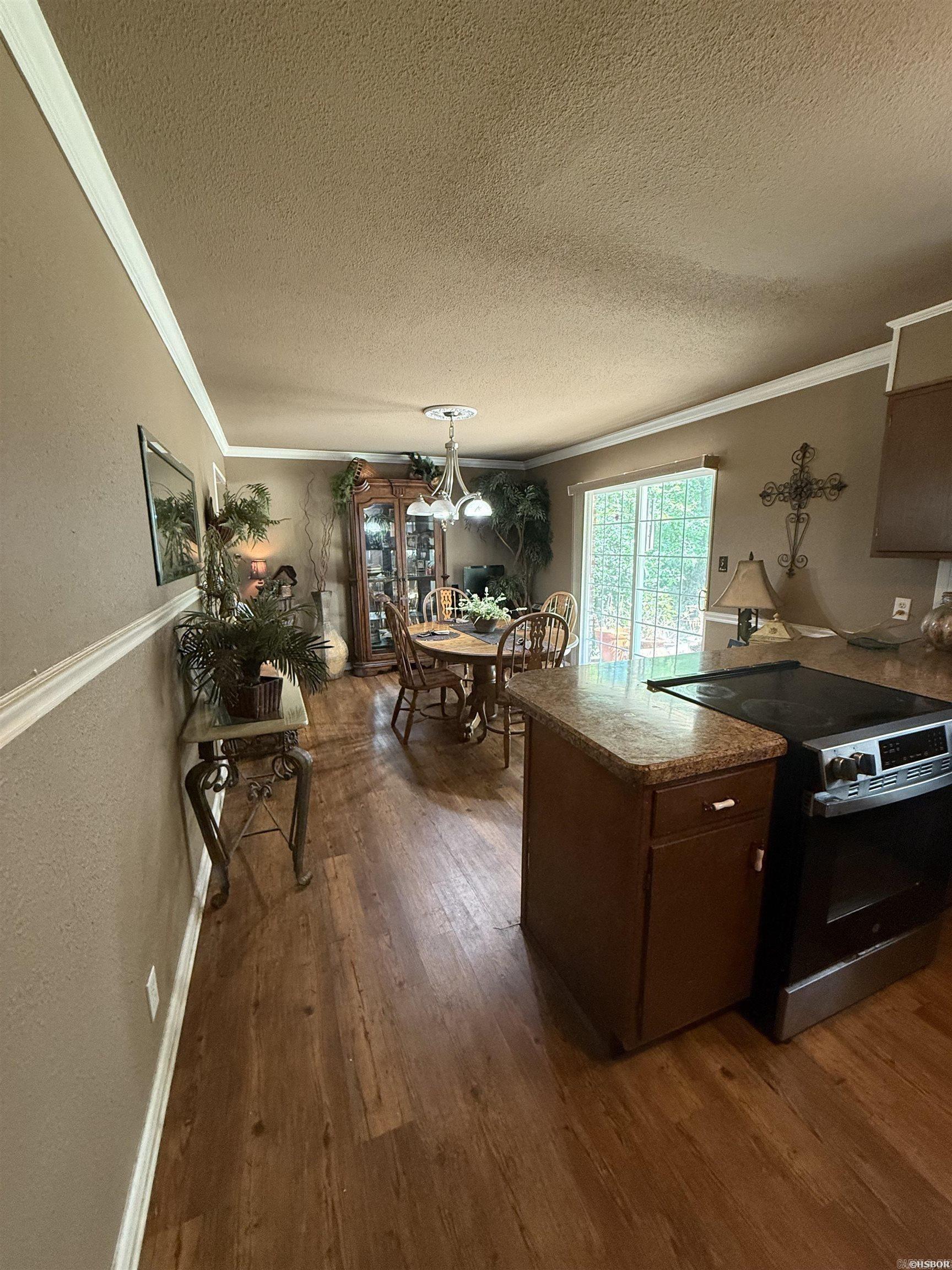 LAKE CATHERINE IND. ESTATES - Residential