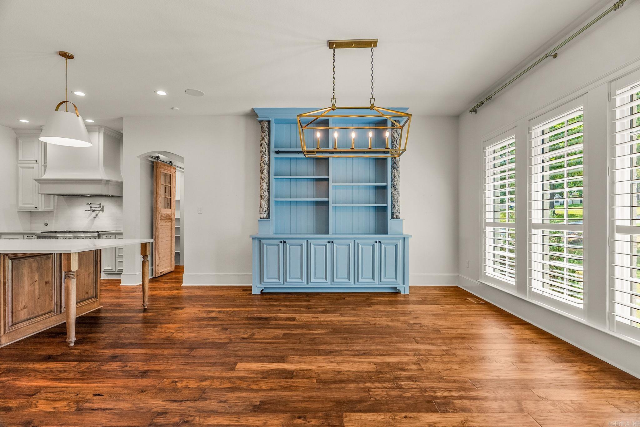 EAGLE RIDGE ESTATES - Residential