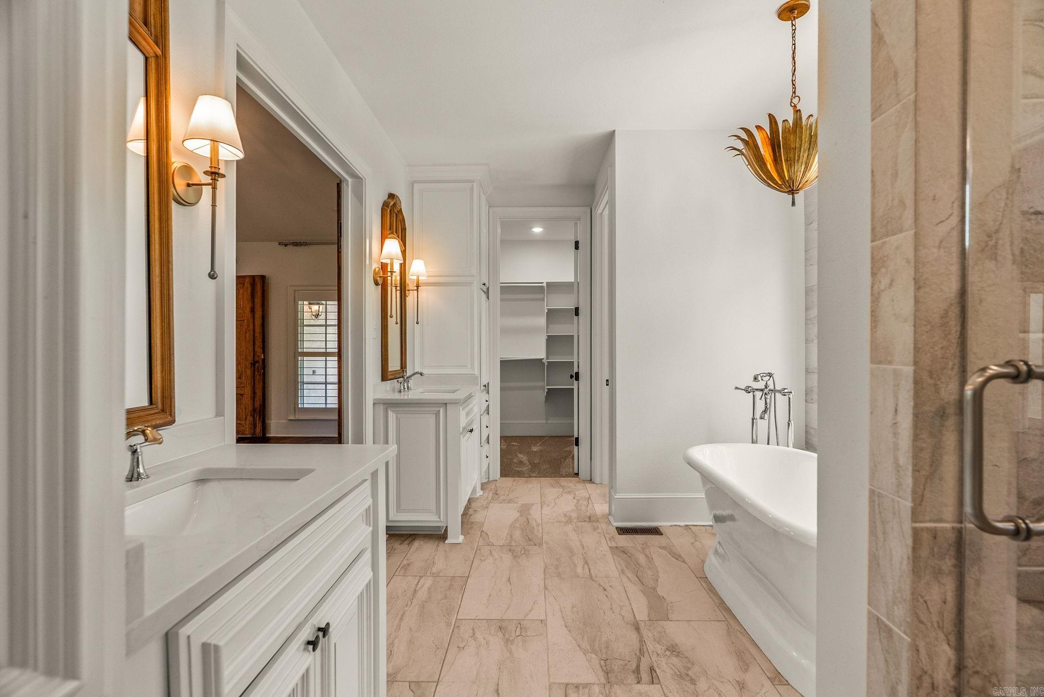 EAGLE RIDGE ESTATES - Residential