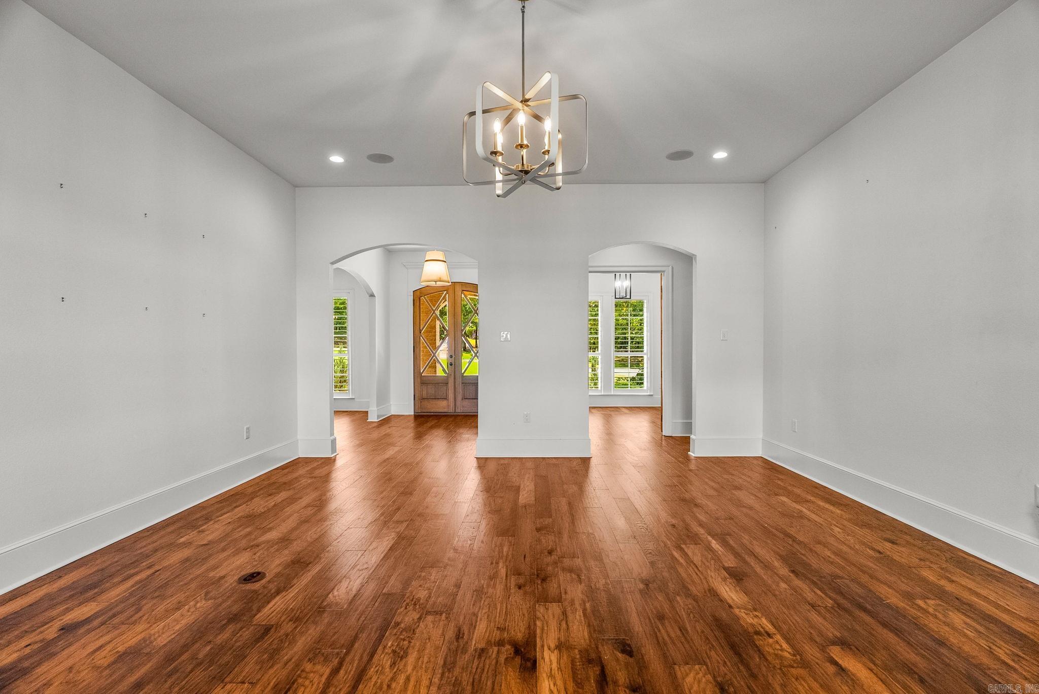 EAGLE RIDGE ESTATES - Residential
