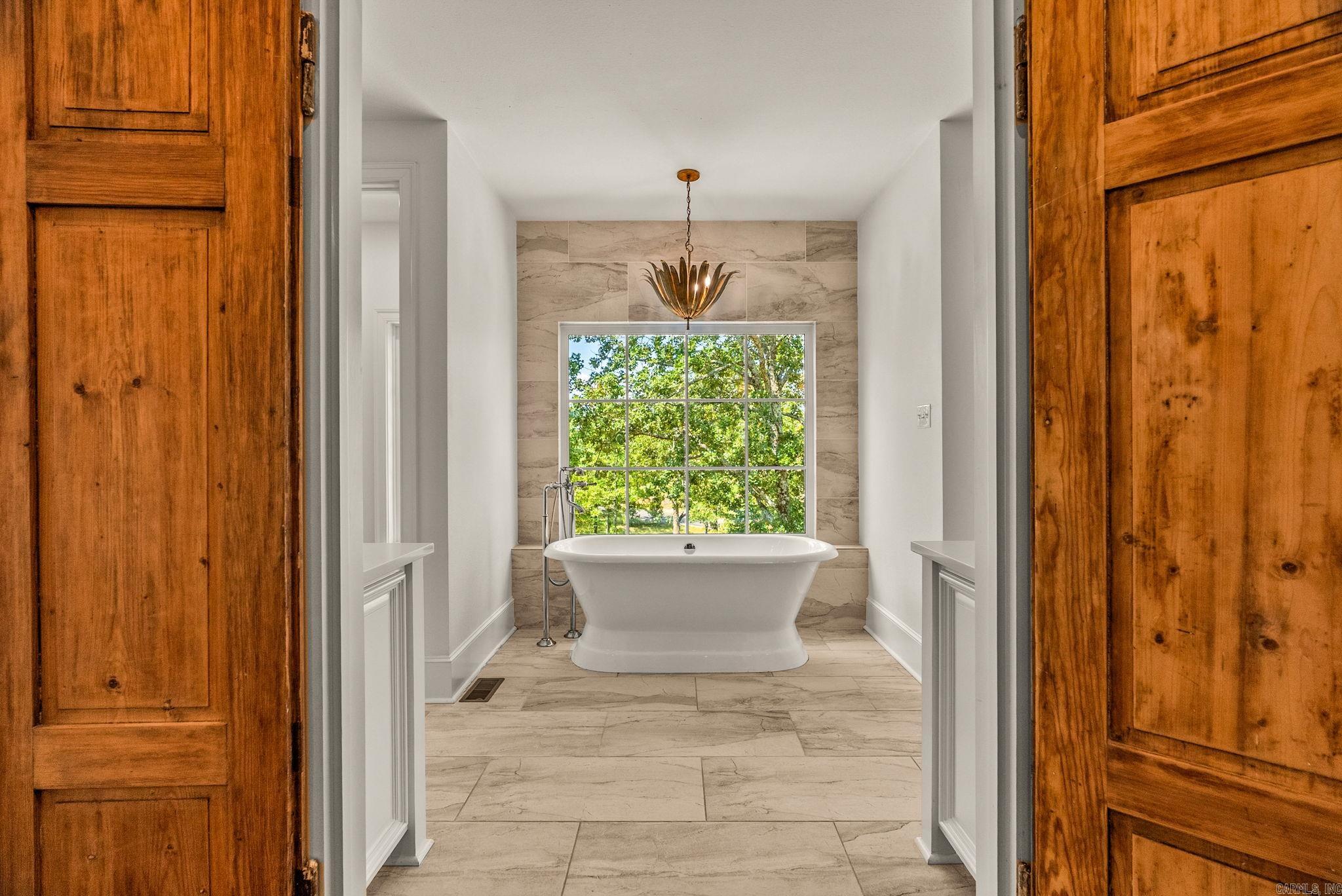 EAGLE RIDGE ESTATES - Residential