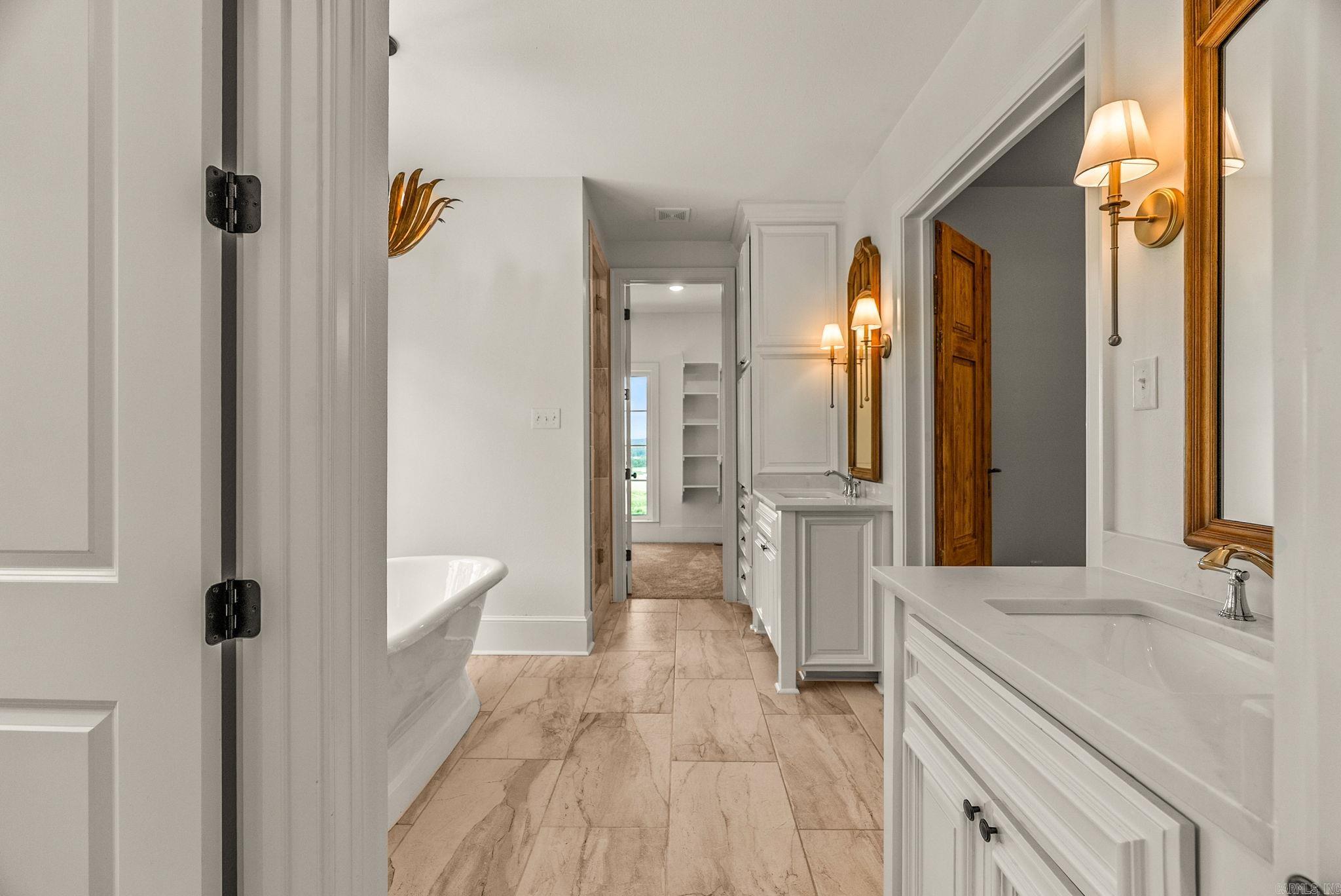 EAGLE RIDGE ESTATES - Residential