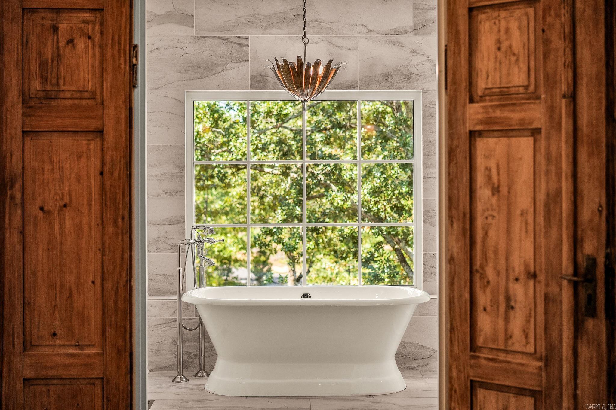 EAGLE RIDGE ESTATES - Residential