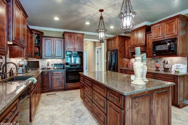 THE VILLAGES OF WELLINGTON - Residential