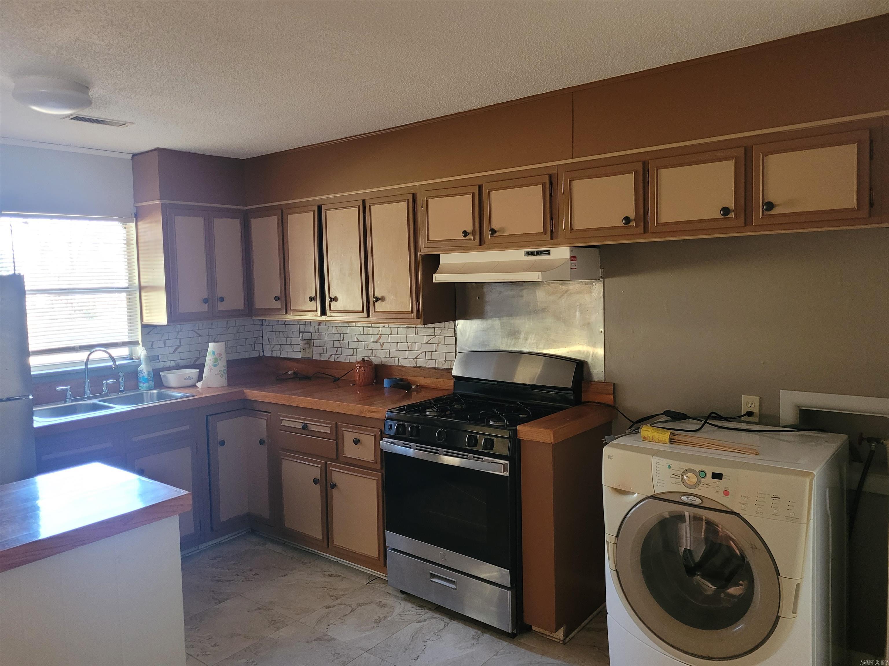 COUNTRY CLUB ADDITION - Residential