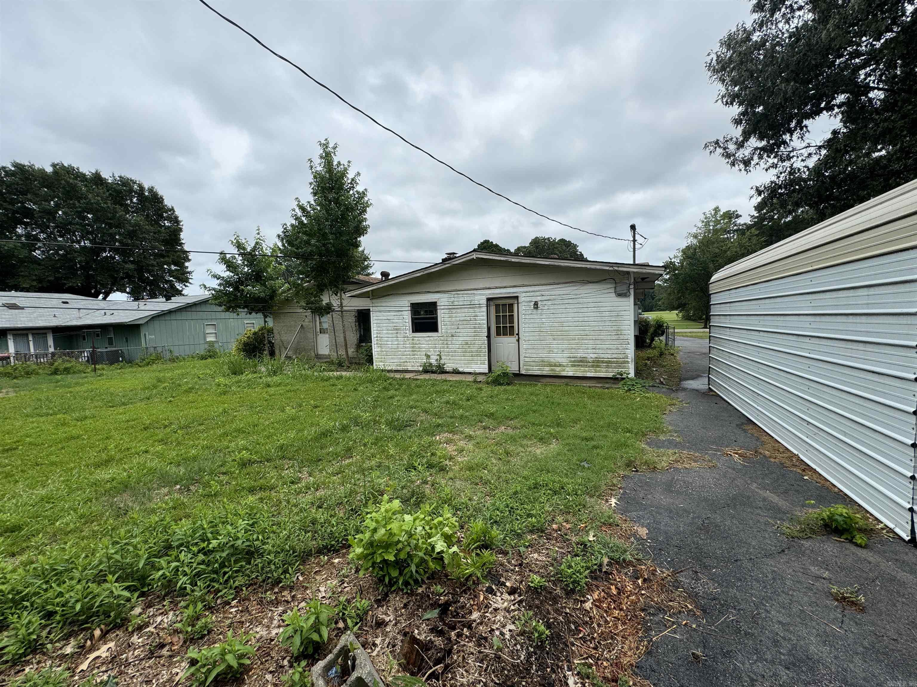 JAXON TERRACE - Residential