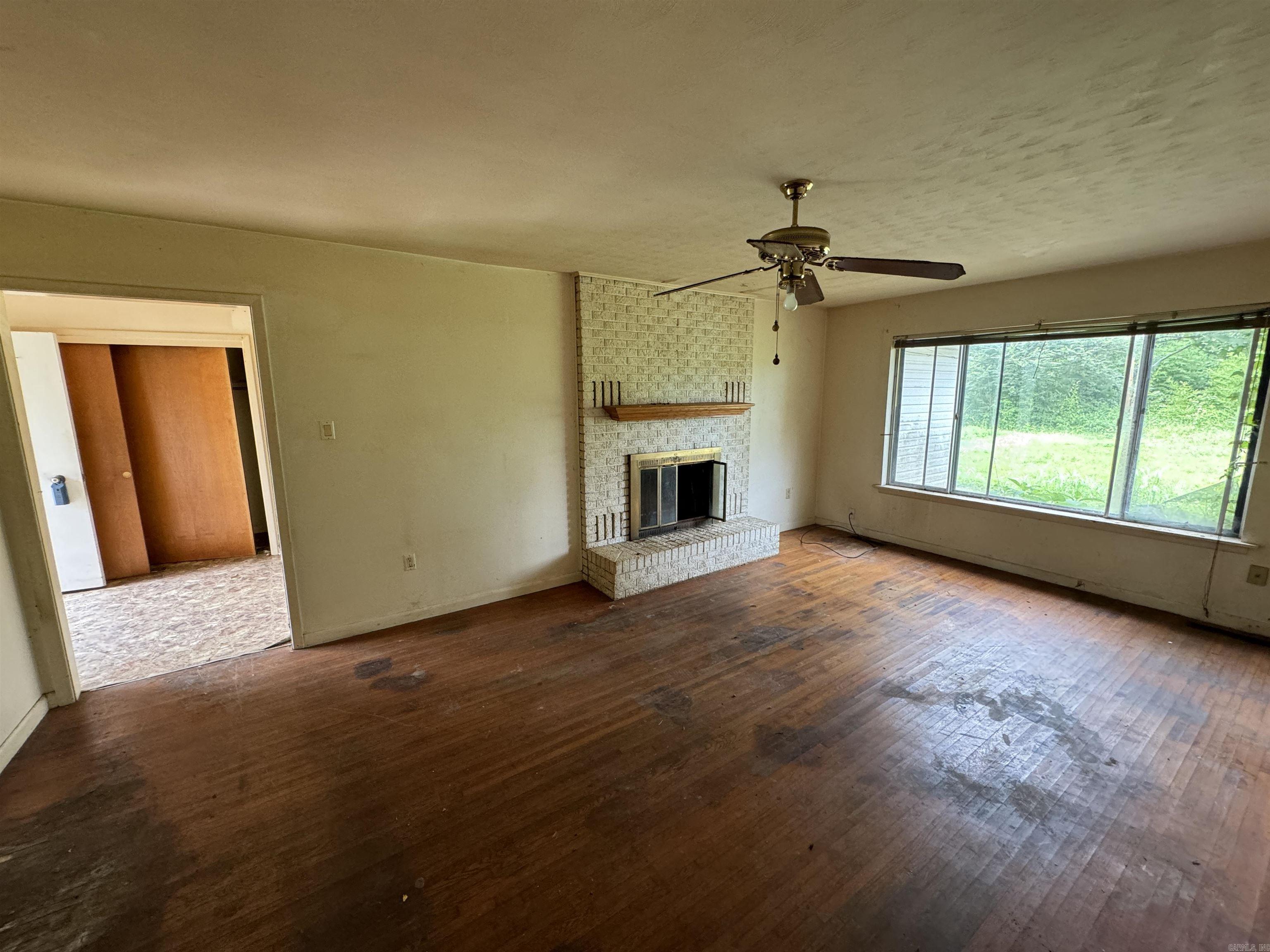 JAXON TERRACE - Residential