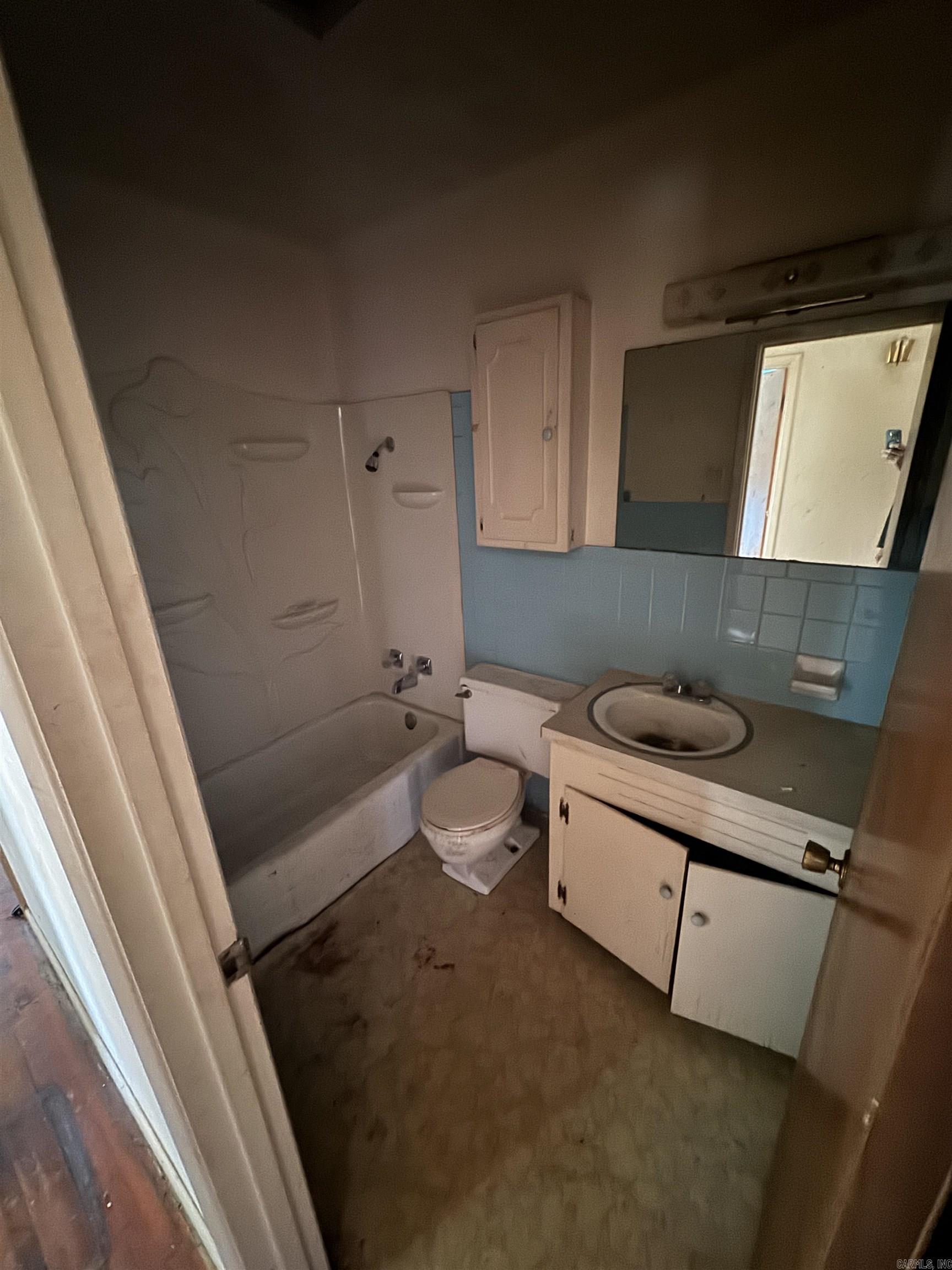 JAXON TERRACE - Residential