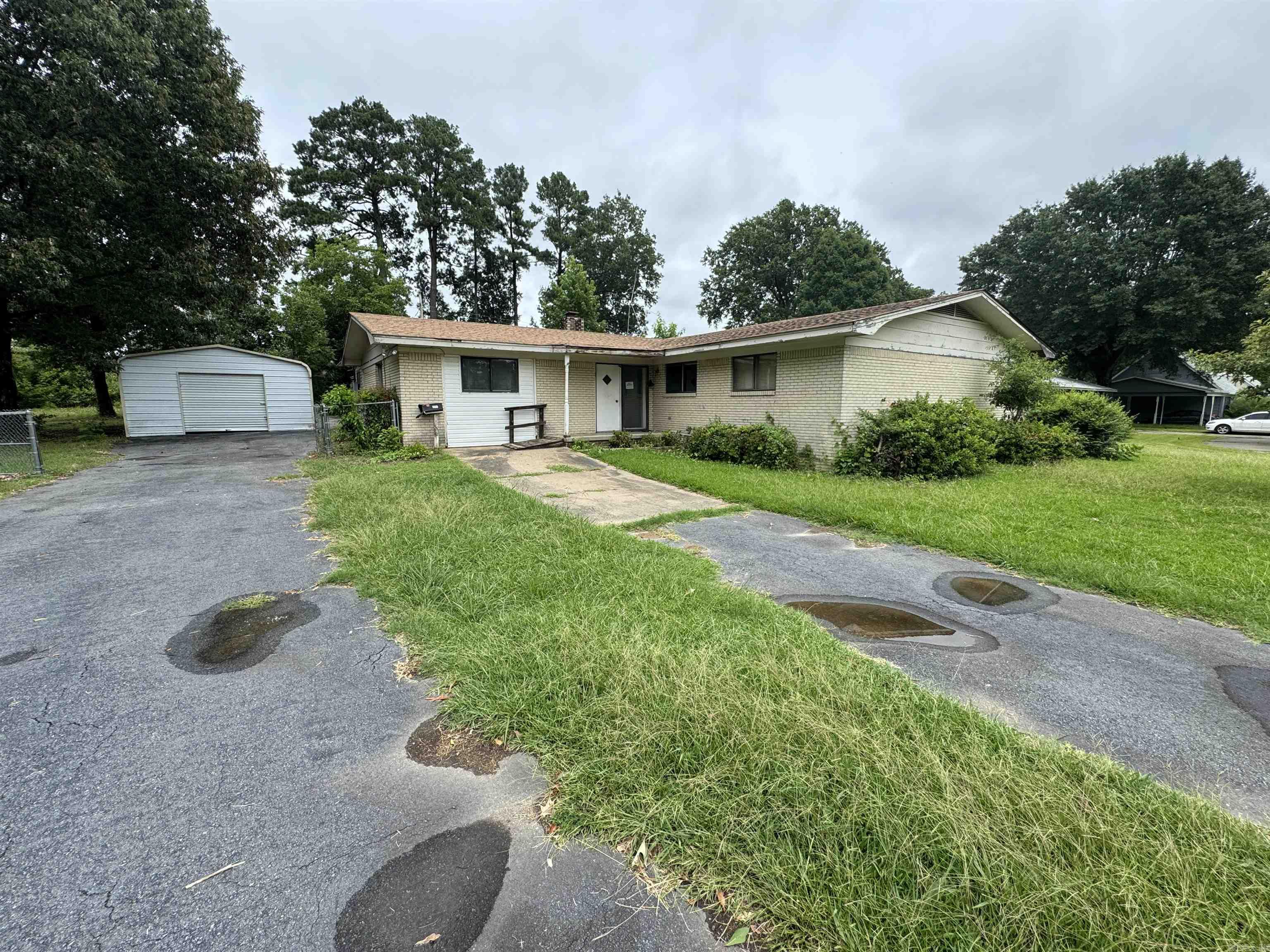 JAXON TERRACE - Residential