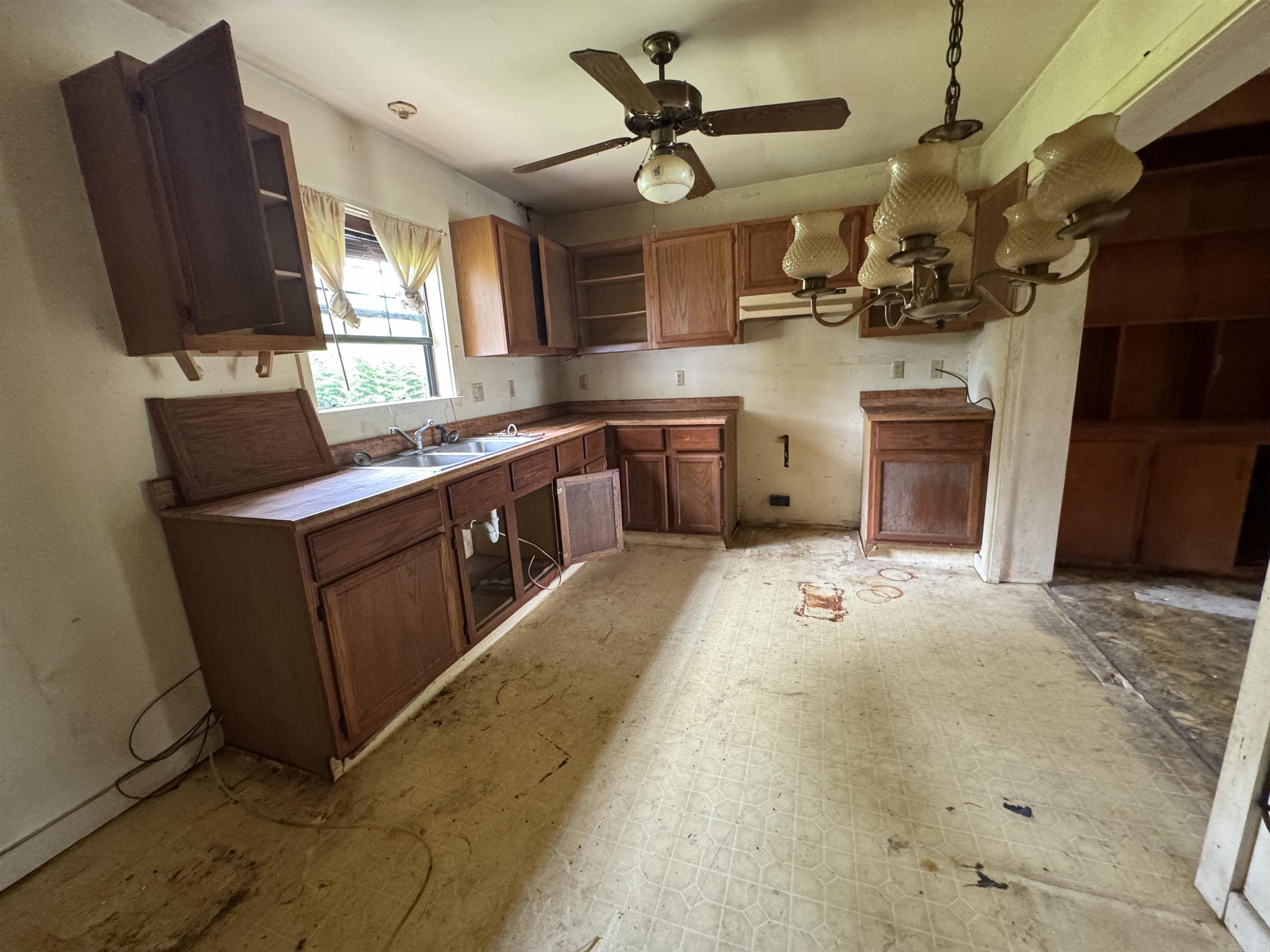 JAXON TERRACE - Residential