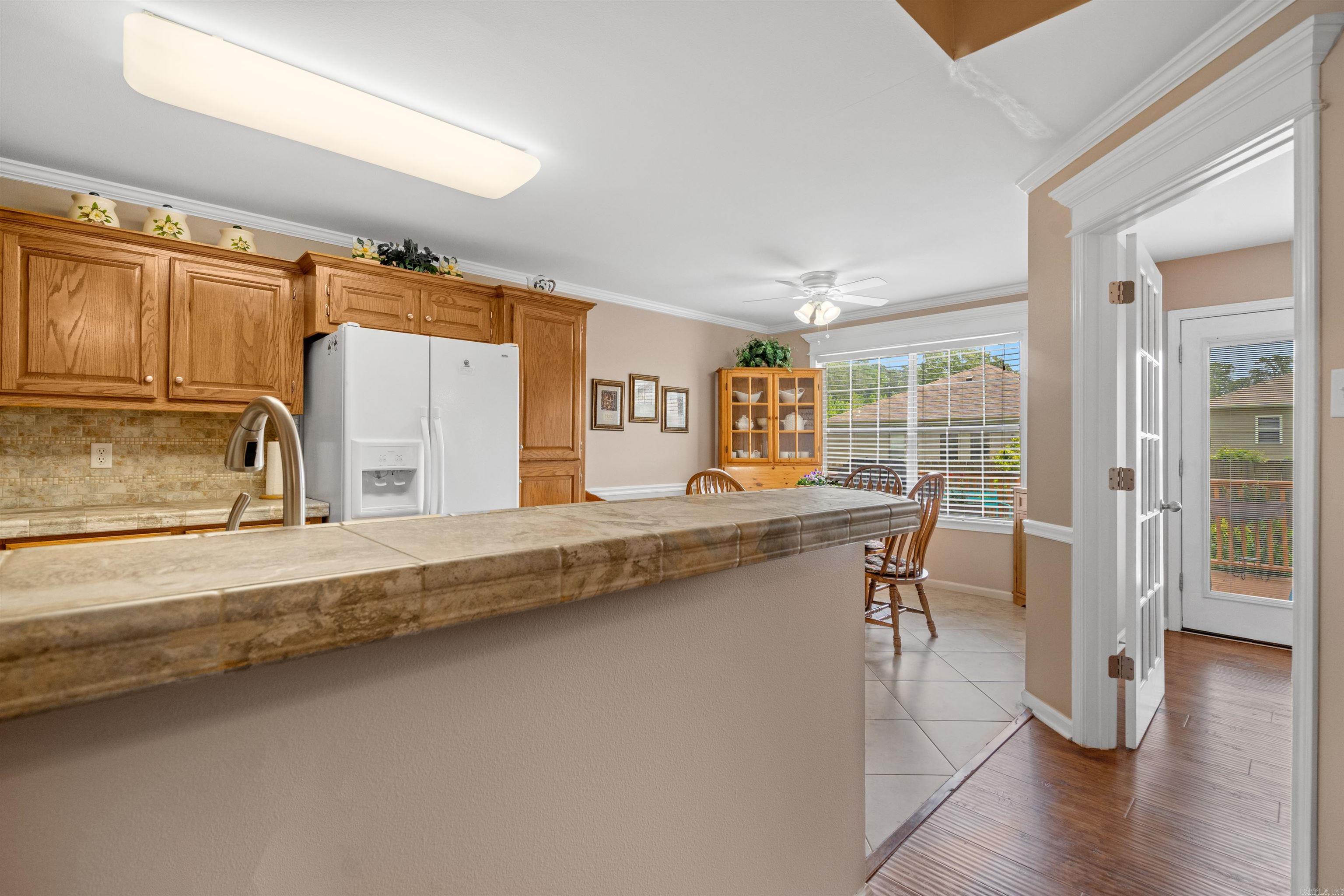 EMERALD VALLEY - Residential