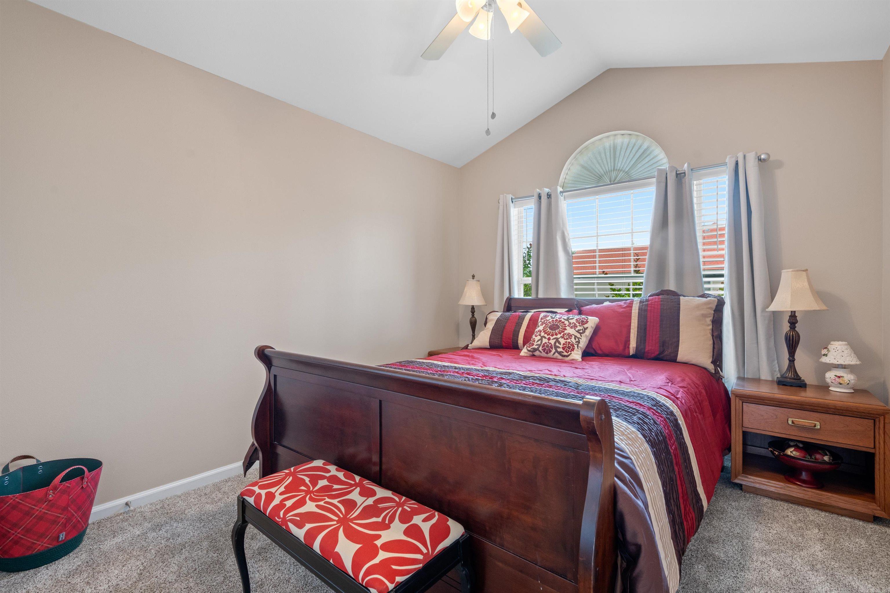 EMERALD VALLEY - Residential