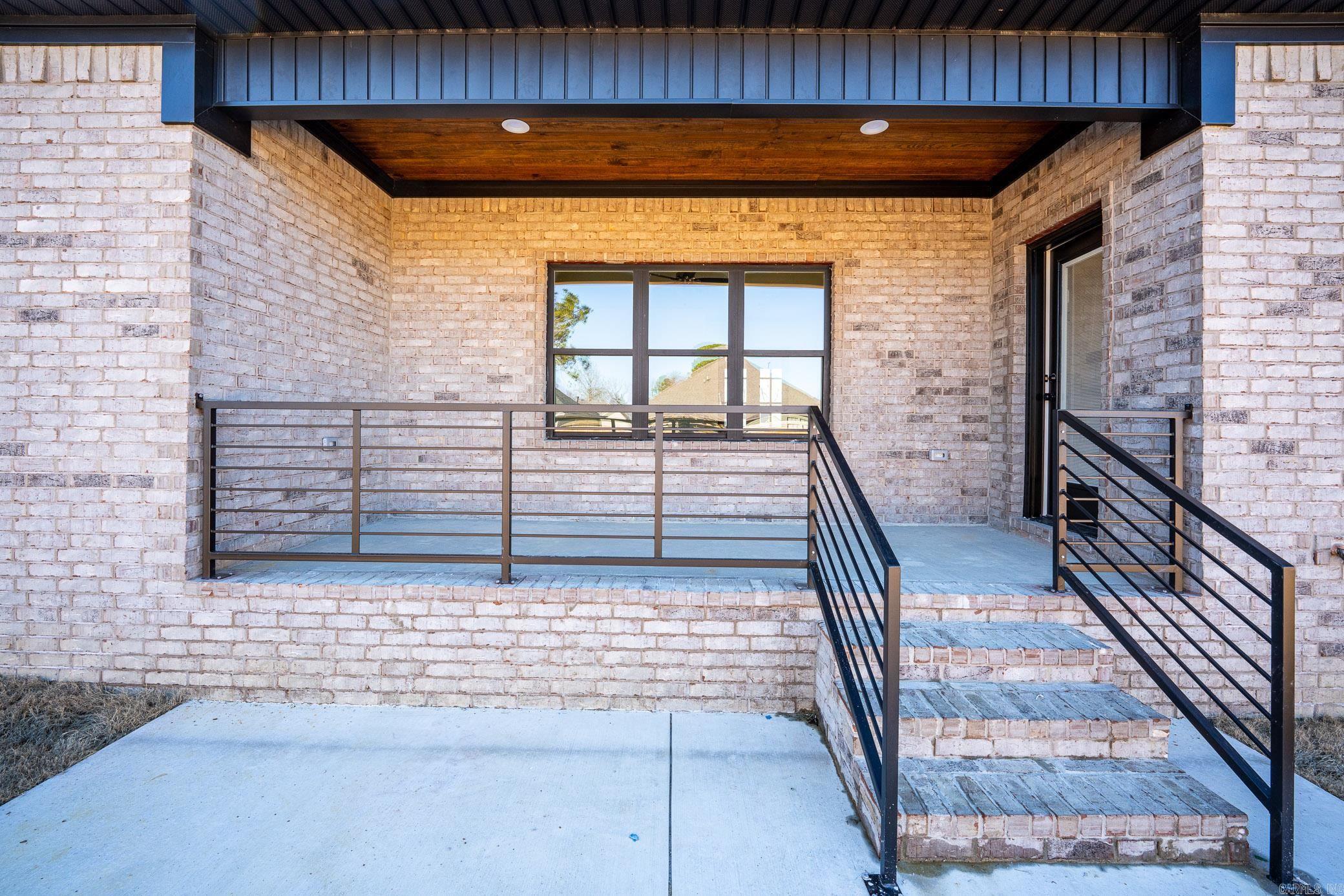 IVY PLACE - Residential