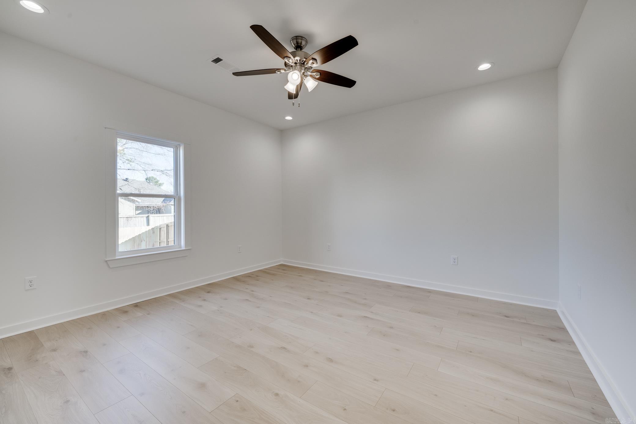 IVY PLACE - Residential