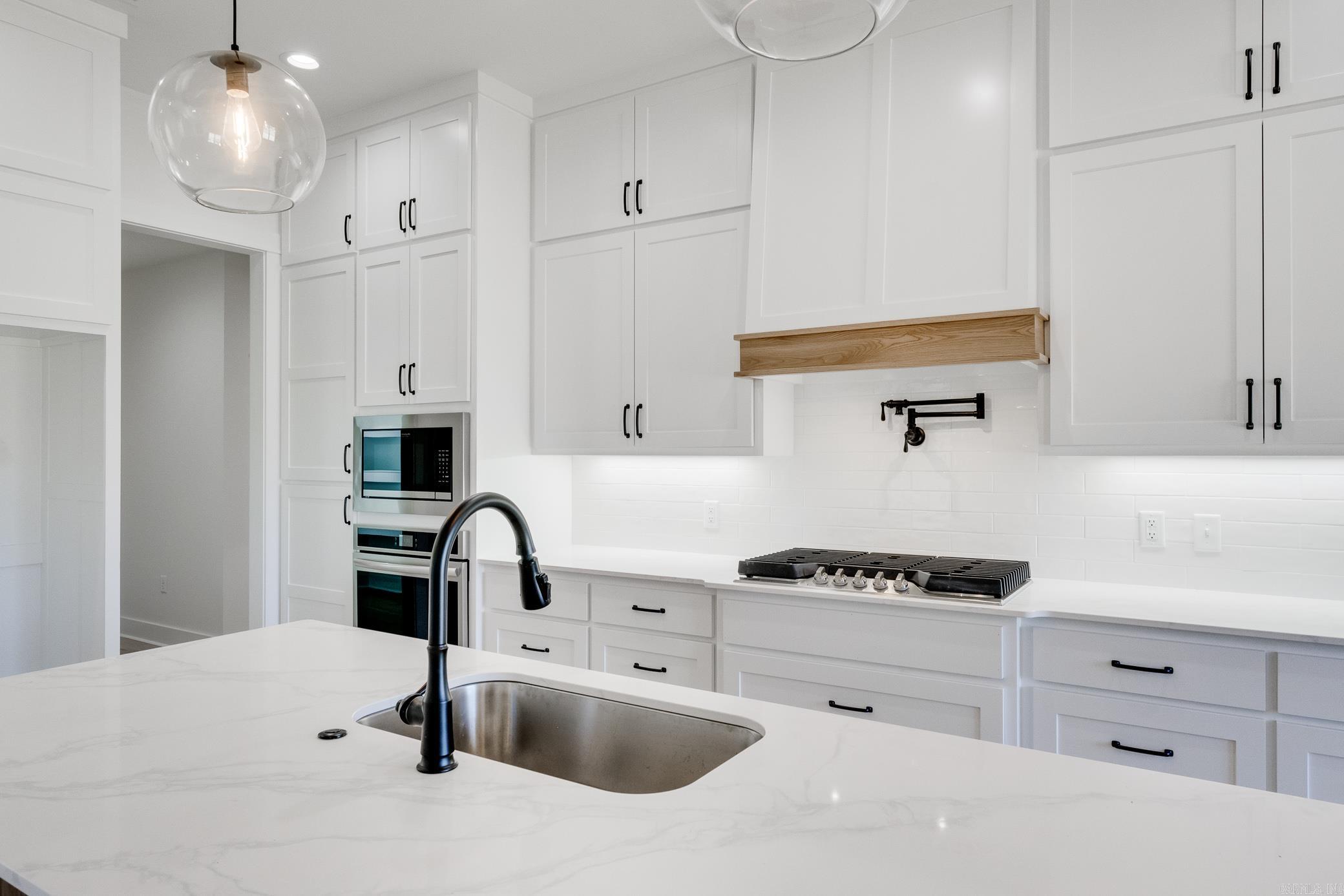 IVY PLACE - Residential