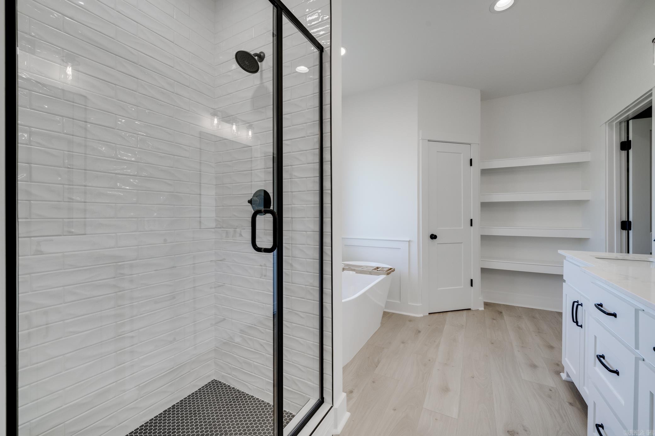 IVY PLACE - Residential