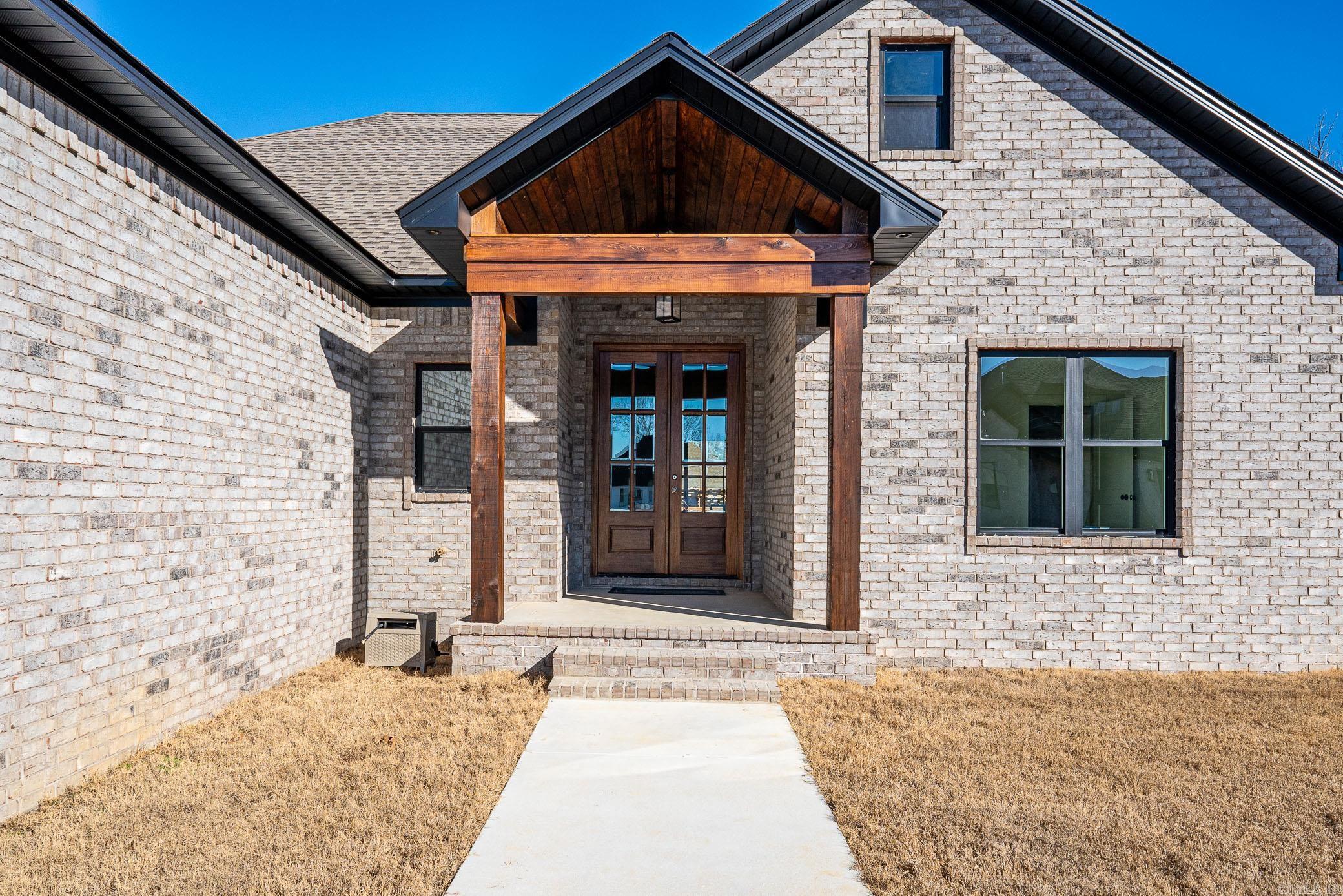 IVY PLACE - Residential