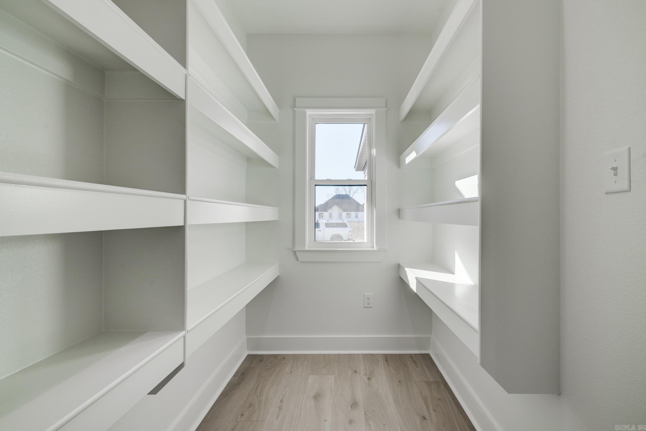 IVY PLACE - Residential