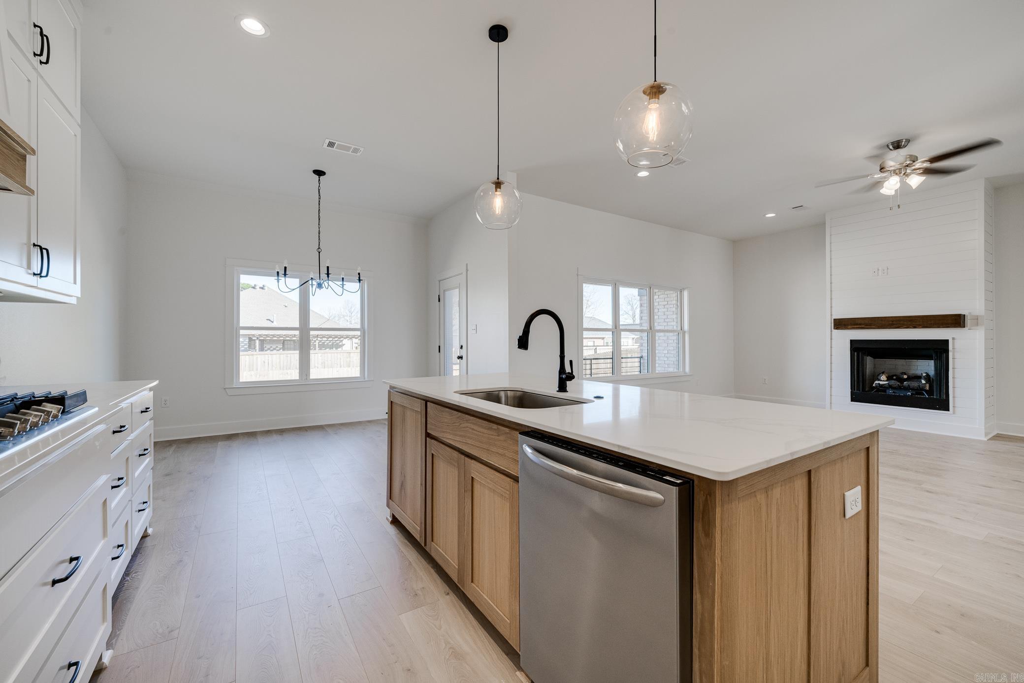 IVY PLACE - Residential