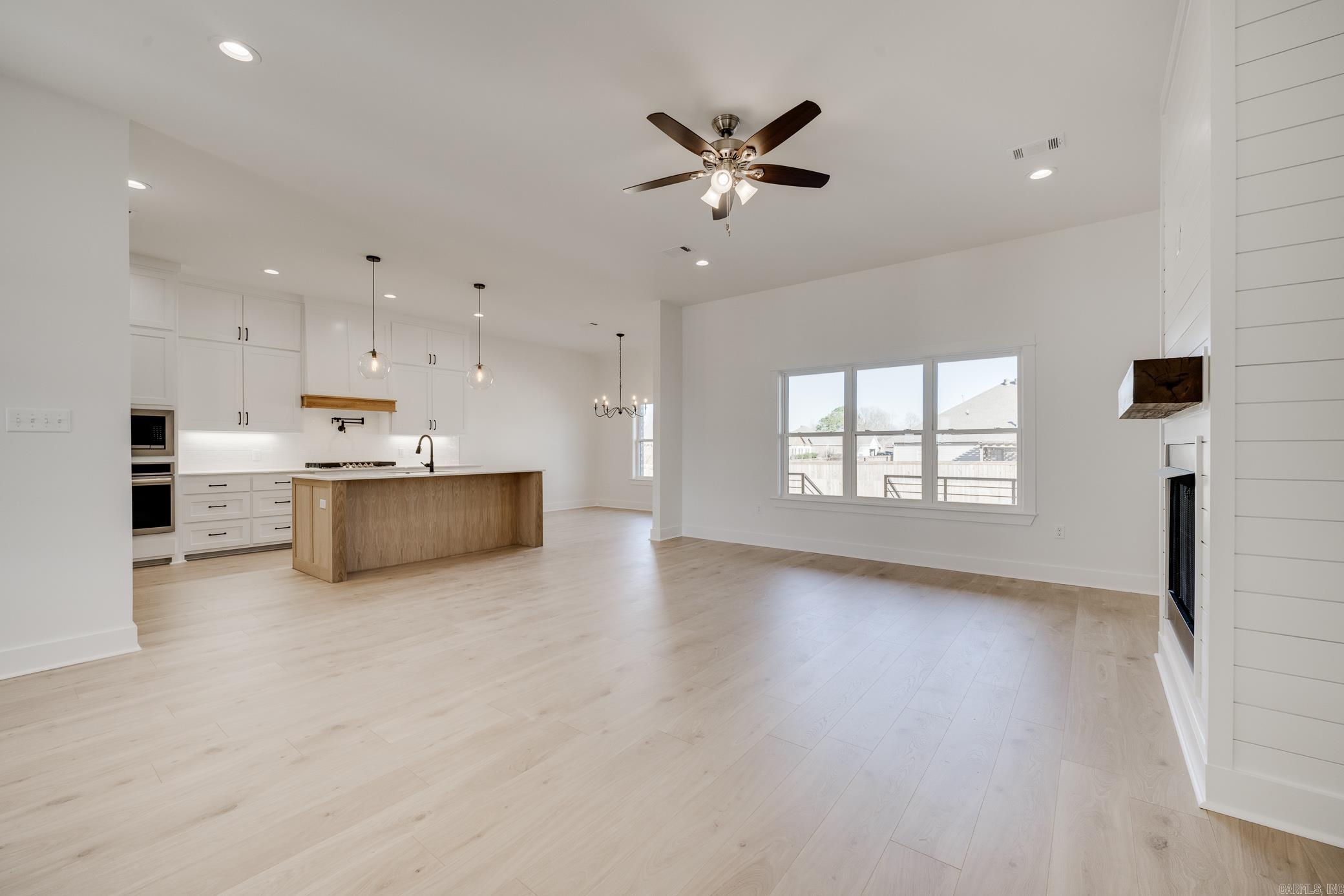 IVY PLACE - Residential