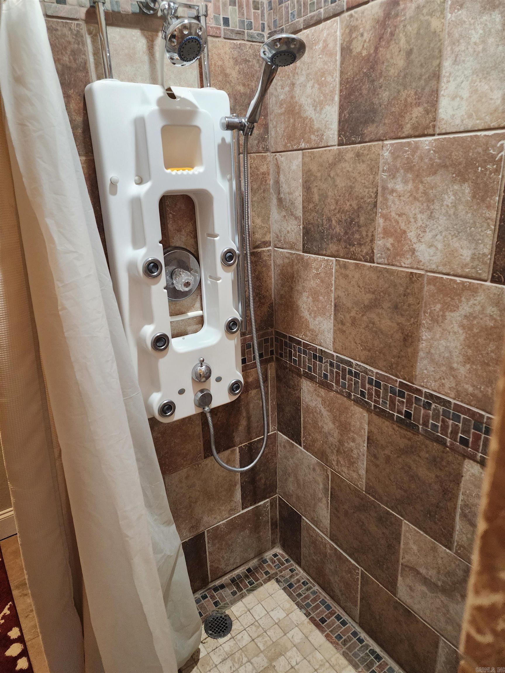 MT OLIVE MANOR - Residential