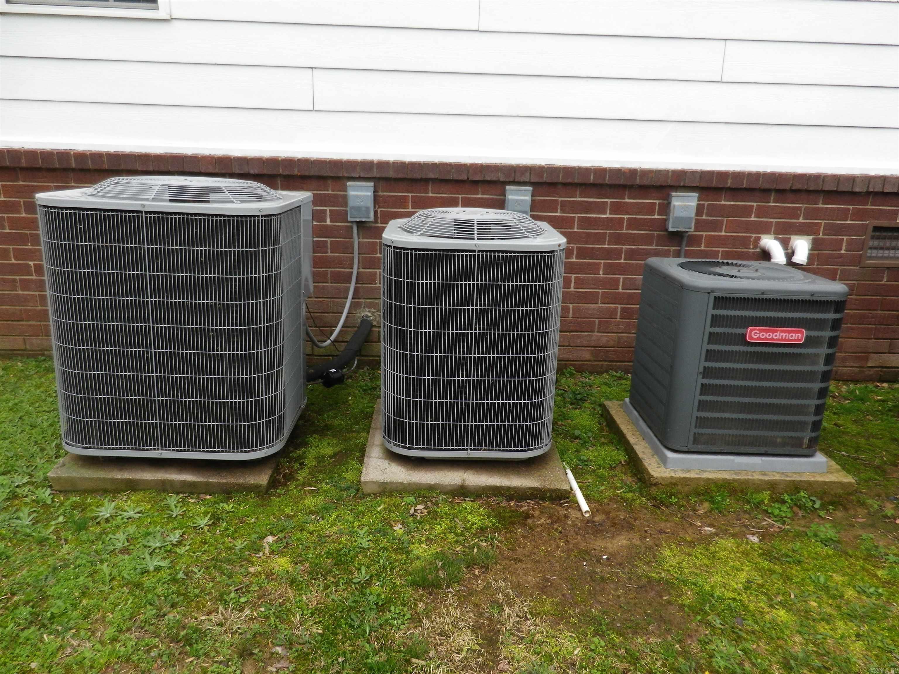 INTERLOCHEN ESTATES - Residential