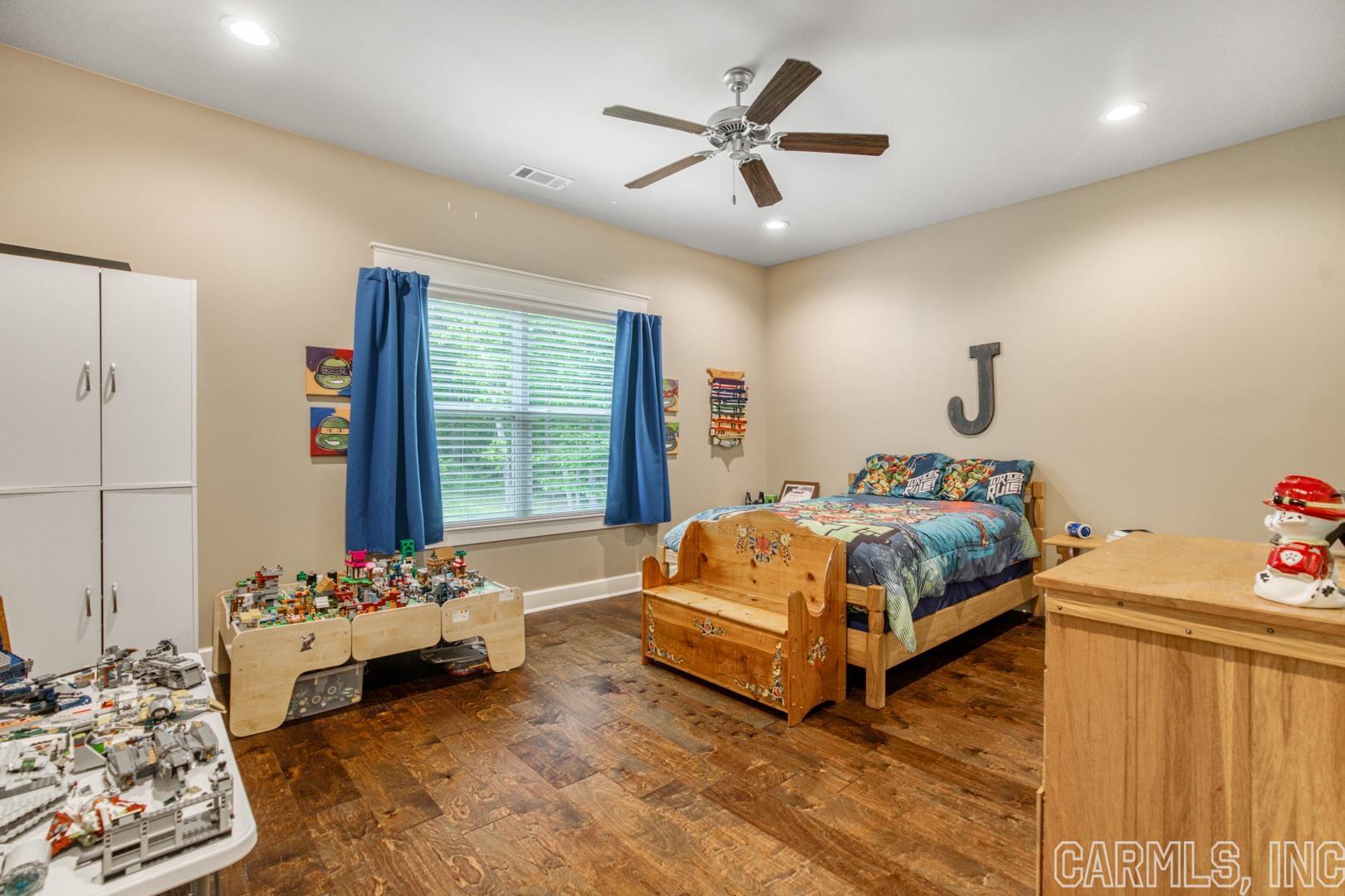 Mosley - Residential