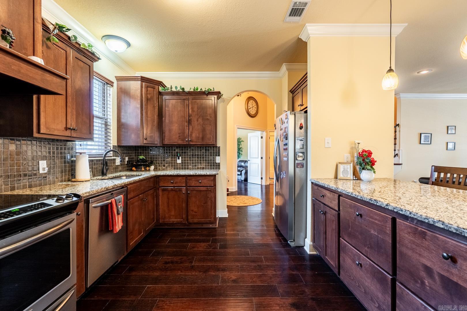 CHAPEL CREEK - Residential