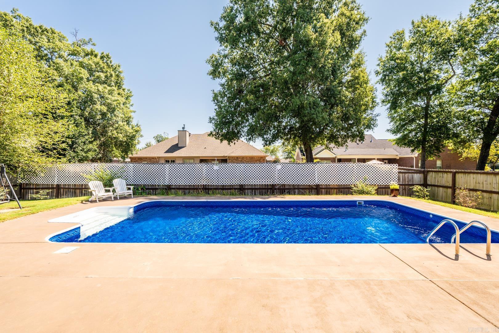 CHAPEL CREEK - Residential