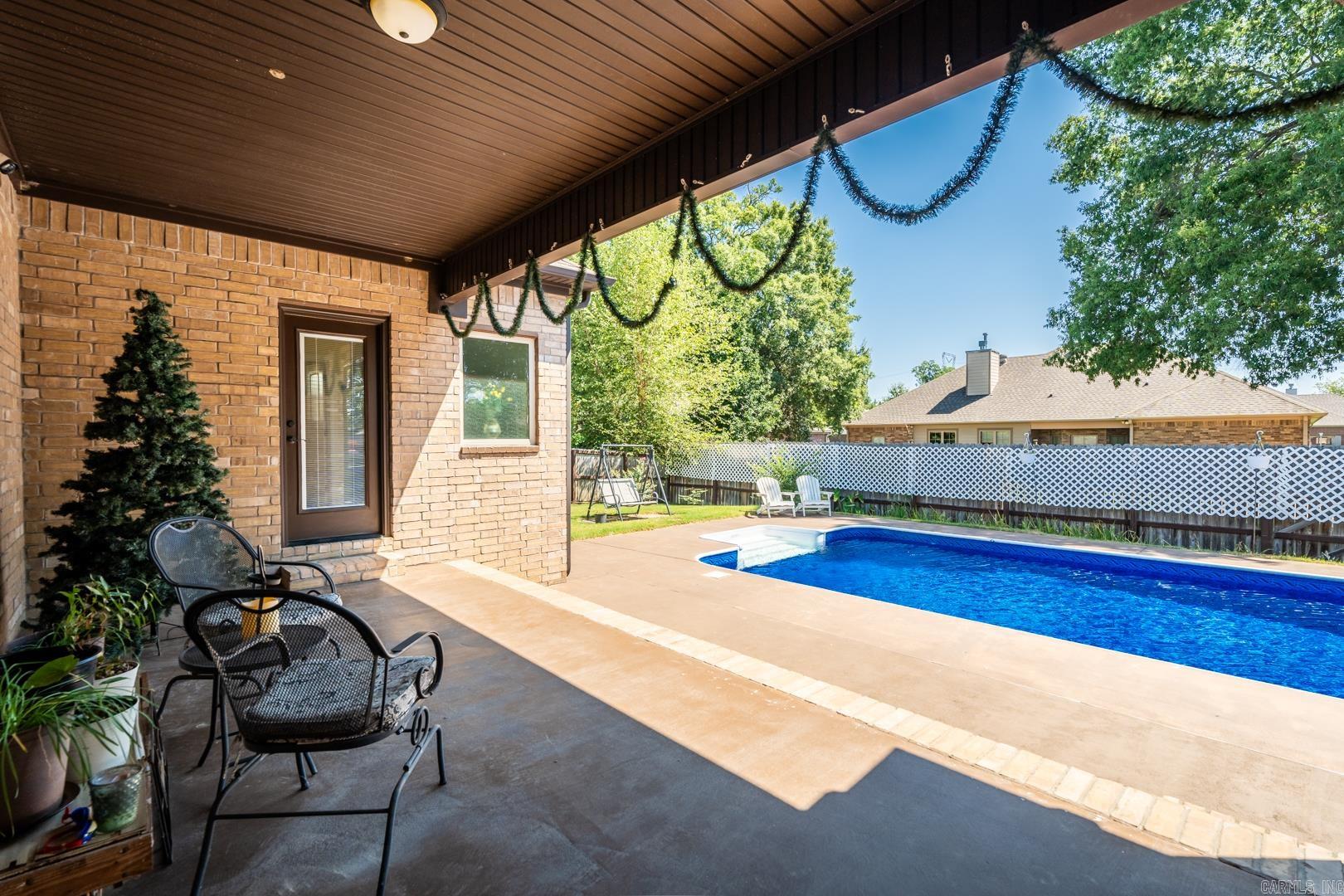 CHAPEL CREEK - Residential