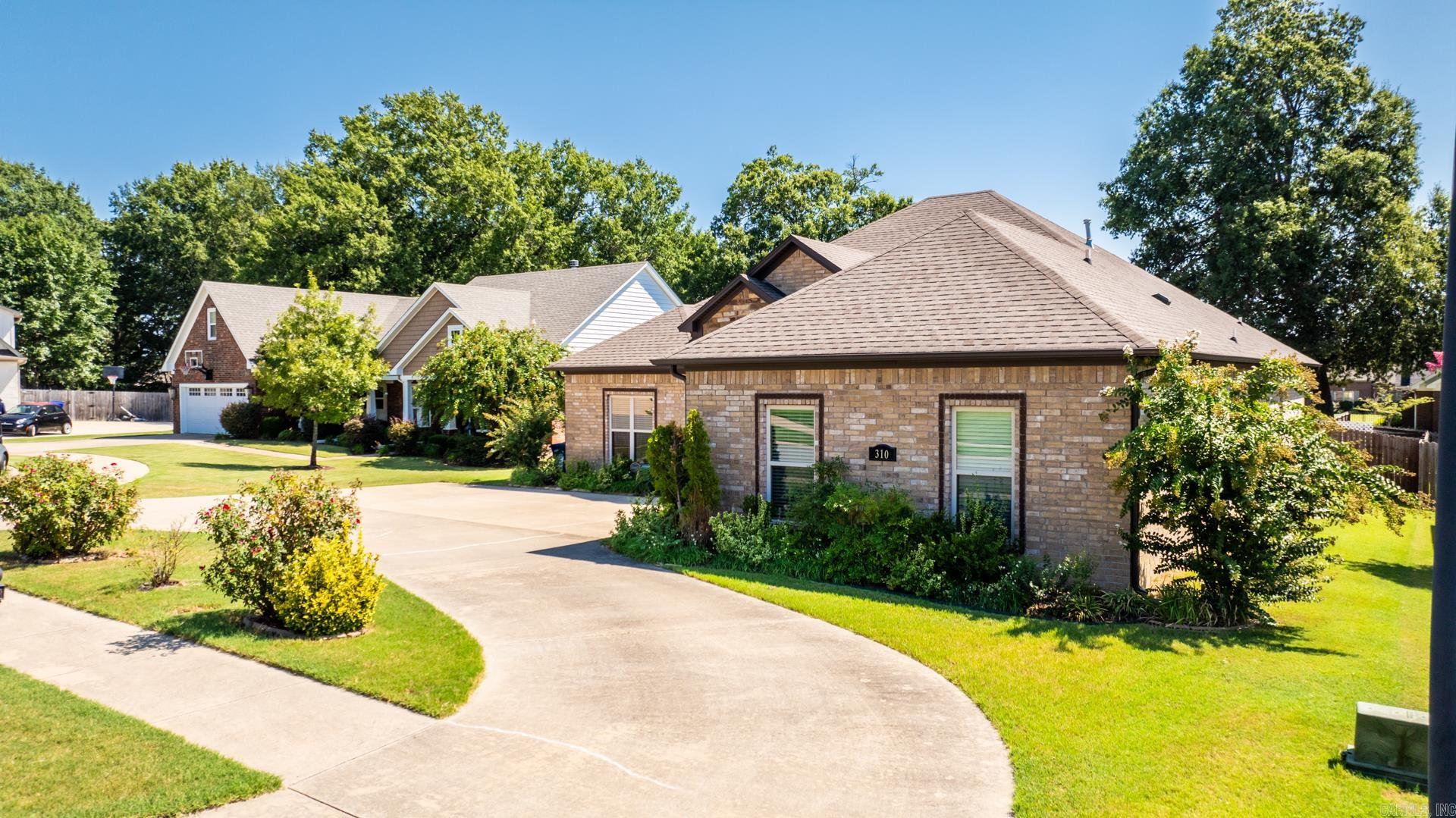 CHAPEL CREEK - Residential