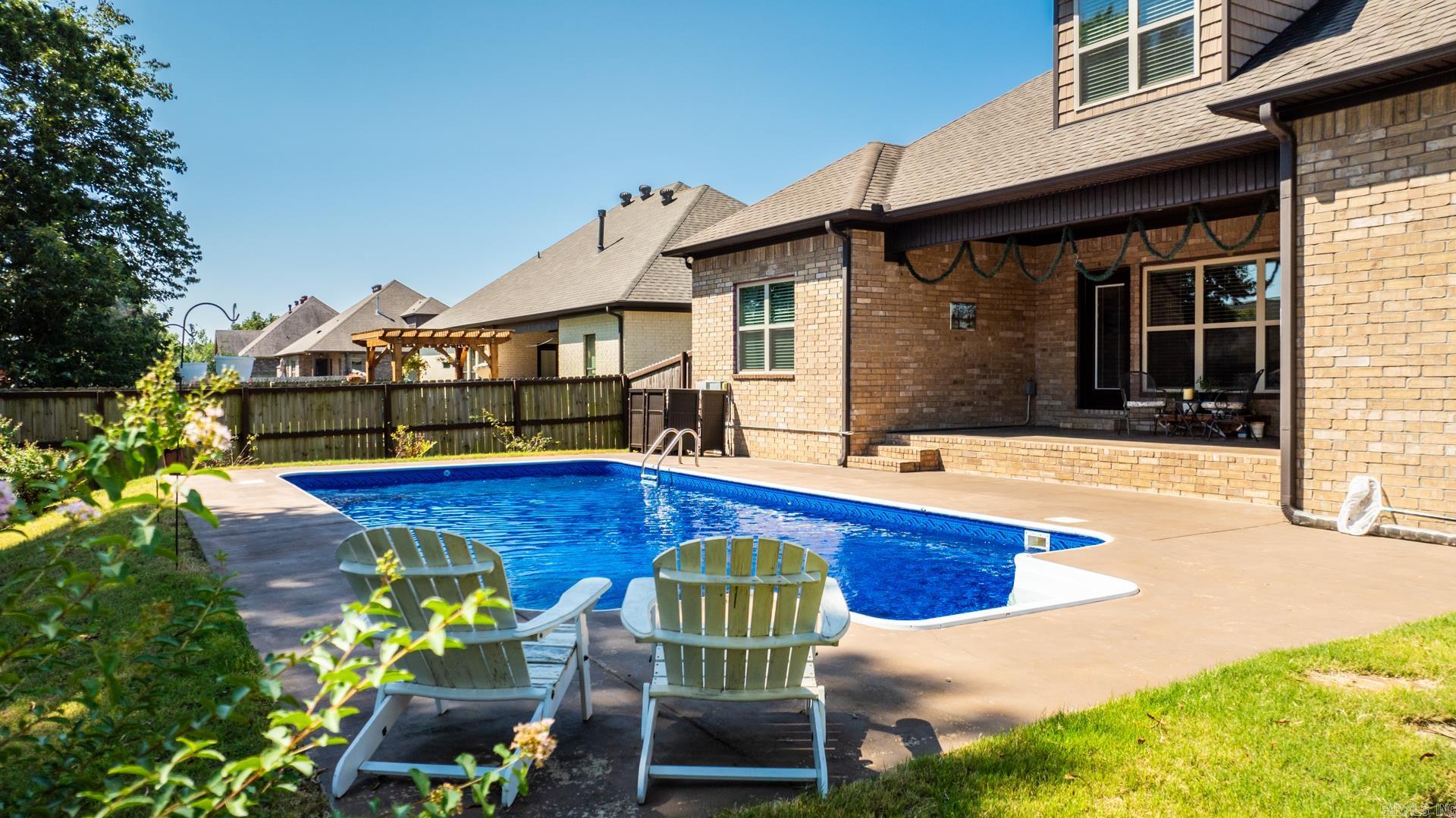 CHAPEL CREEK - Residential