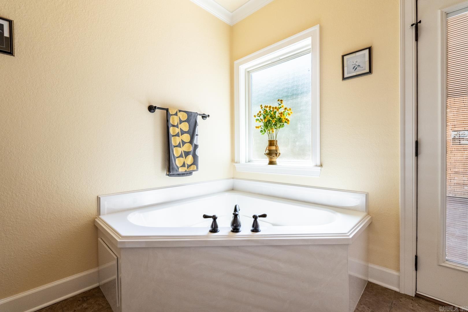 CHAPEL CREEK - Residential