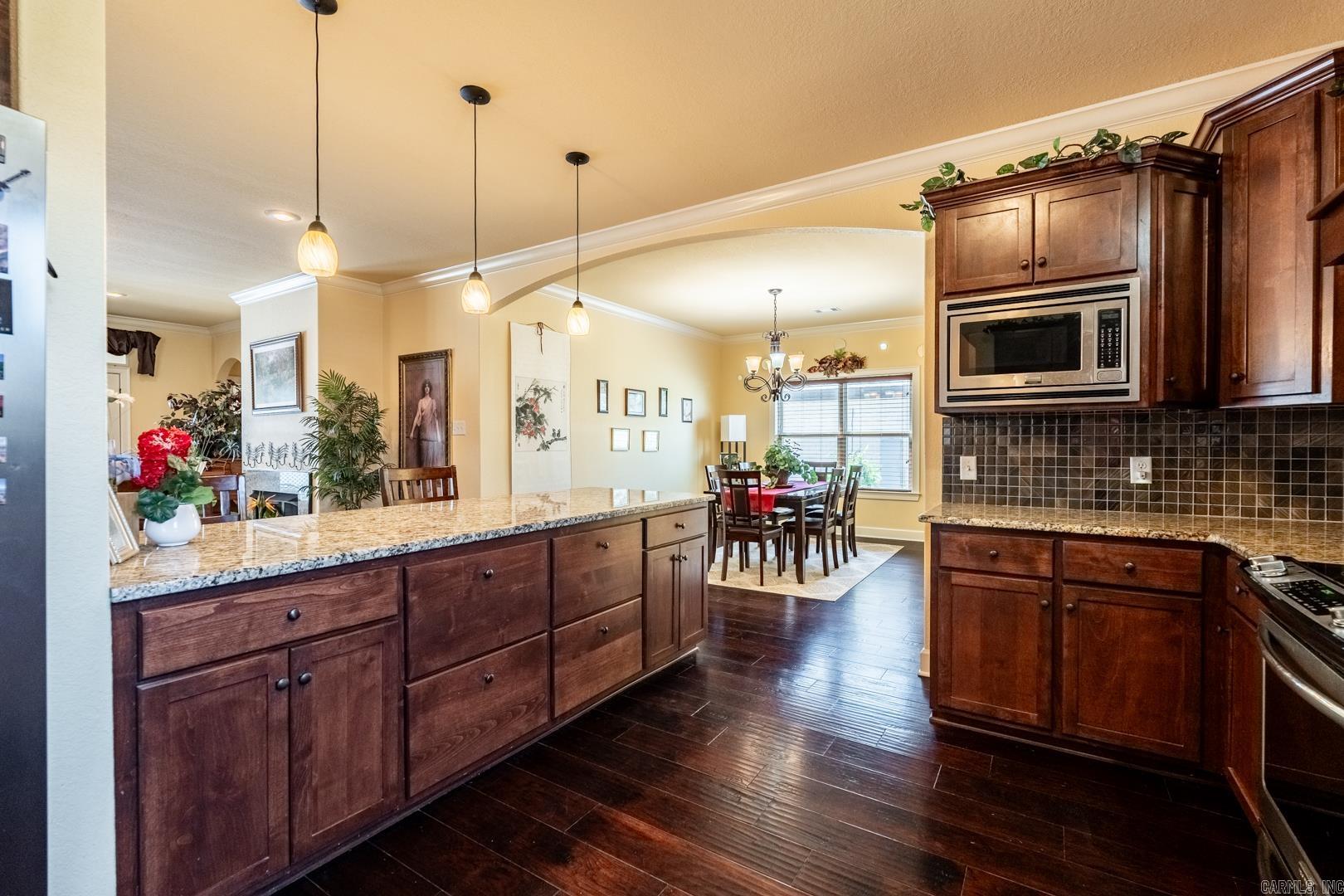 CHAPEL CREEK - Residential