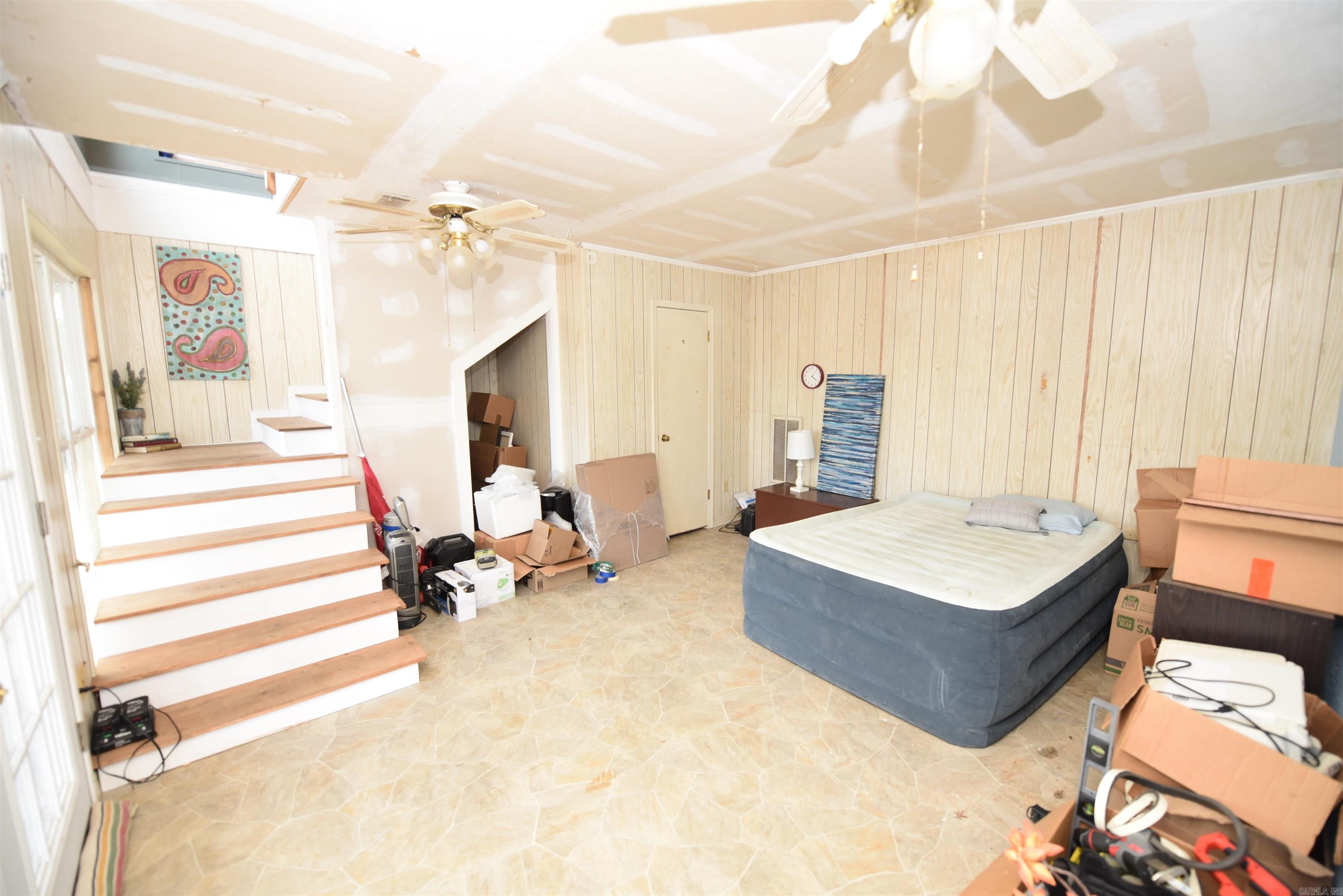 CHELSEA GLADE - Residential