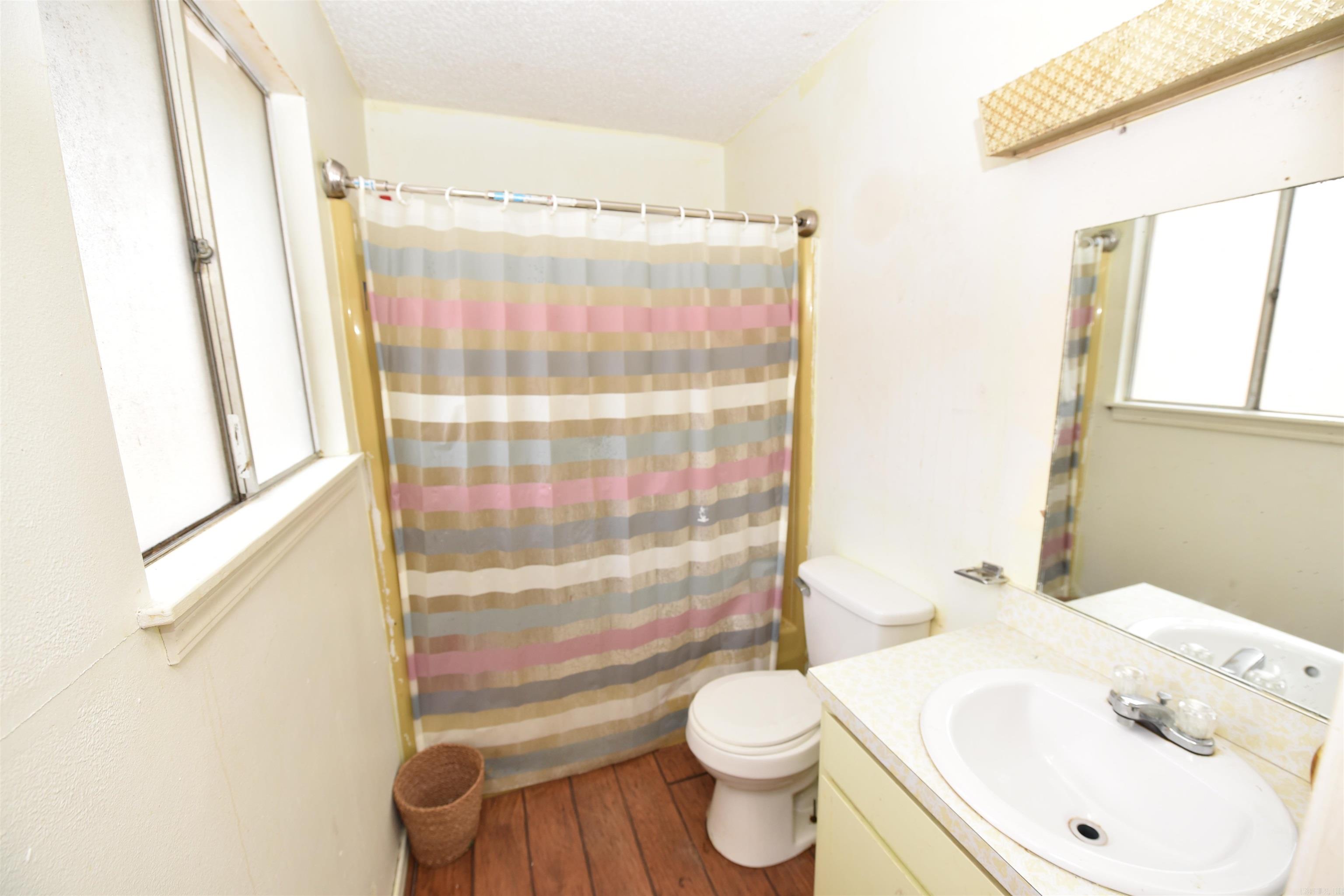 CHELSEA GLADE - Residential