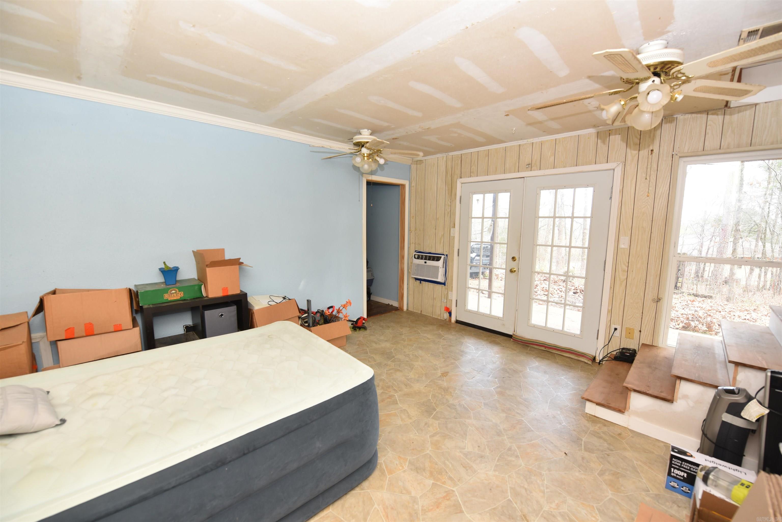 CHELSEA GLADE - Residential