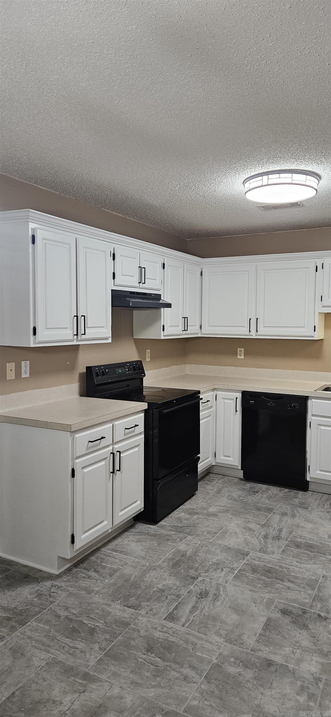 PECAN LAKE - Residential