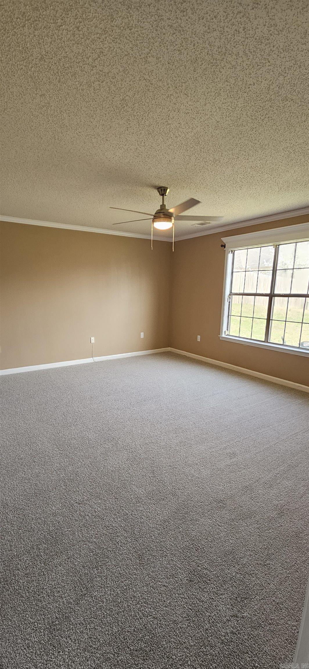 PECAN LAKE - Residential