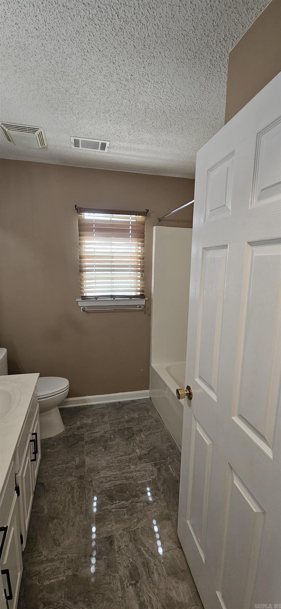 PECAN LAKE - Residential