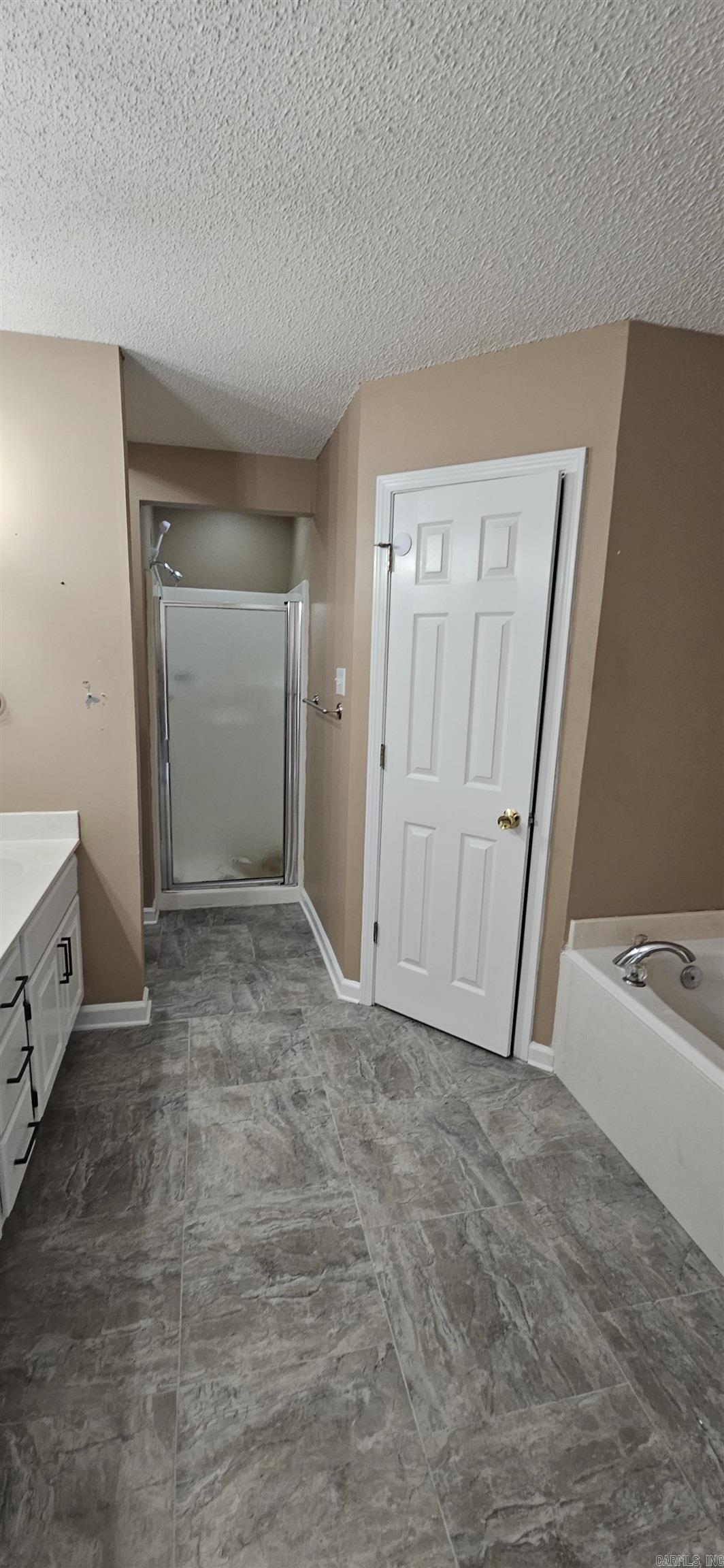 PECAN LAKE - Residential