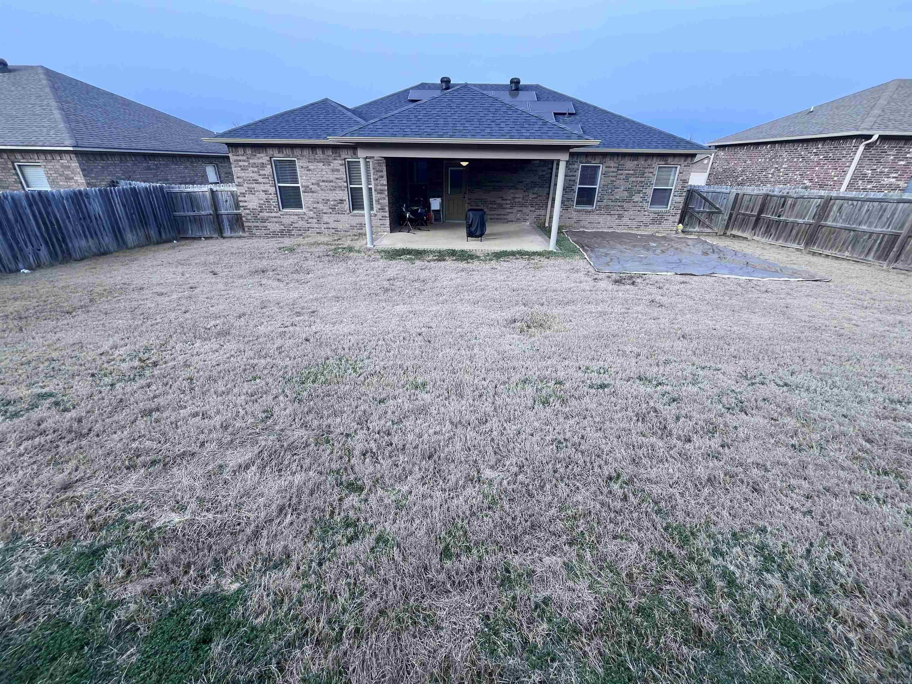 HUNTINGTON PLACE - Residential Lease