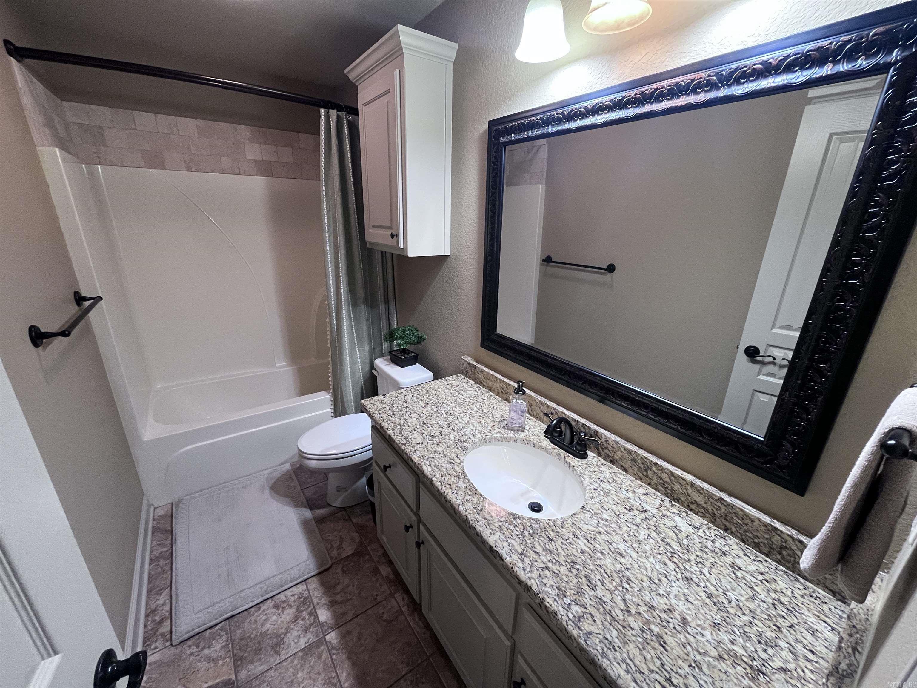 HUNTINGTON PLACE - Residential Lease