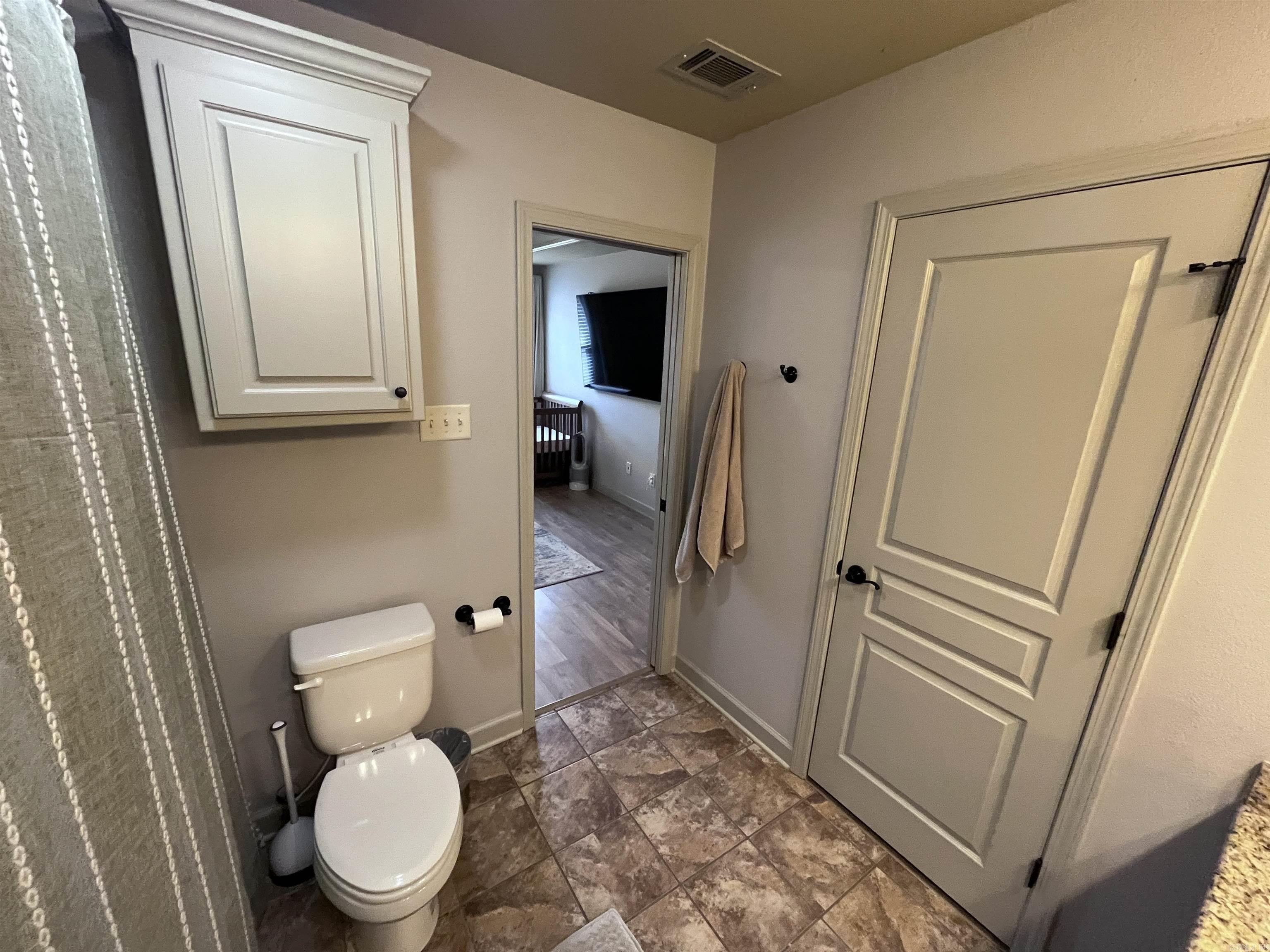 HUNTINGTON PLACE - Residential Lease