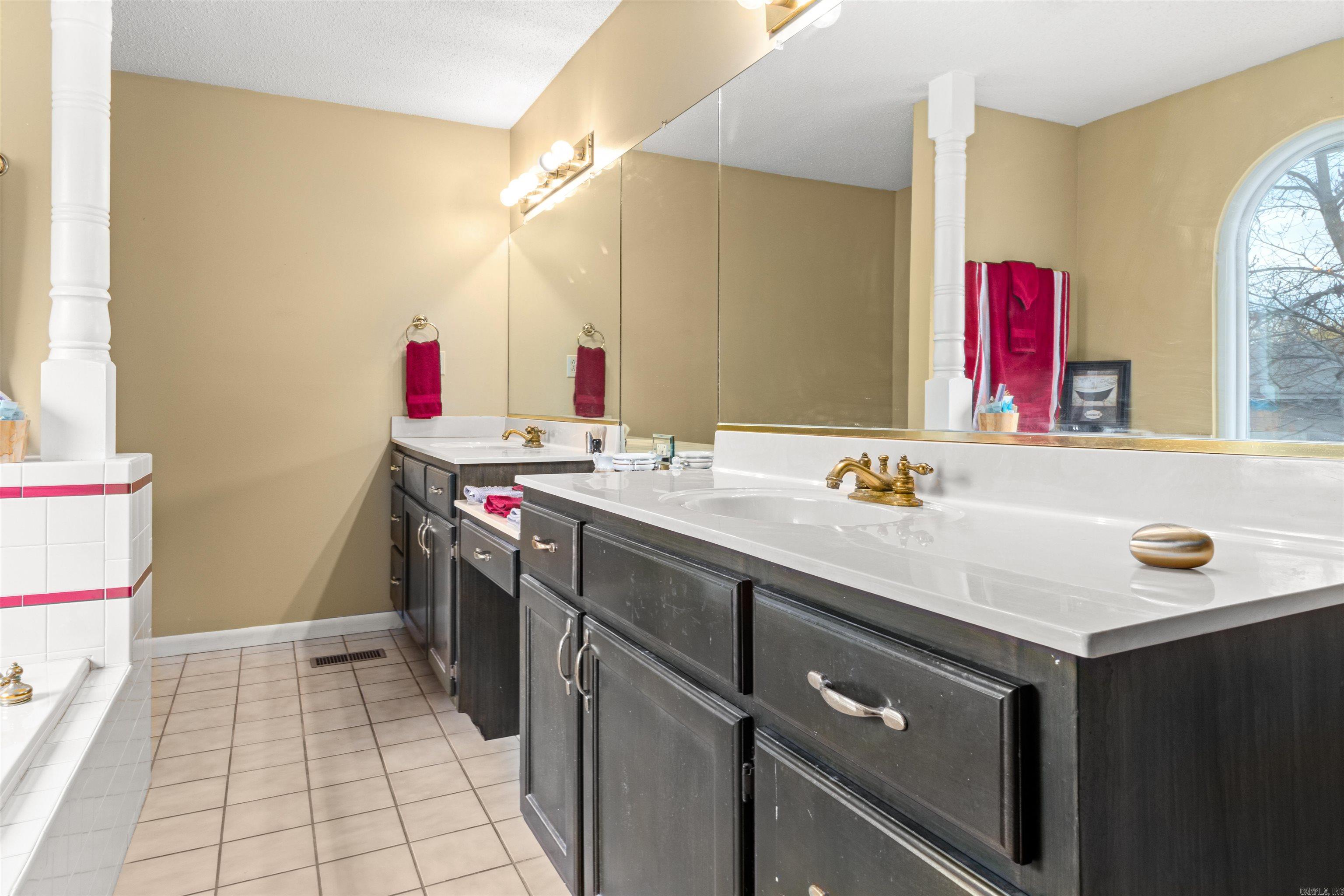 FOREST HEIGHTS - Residential