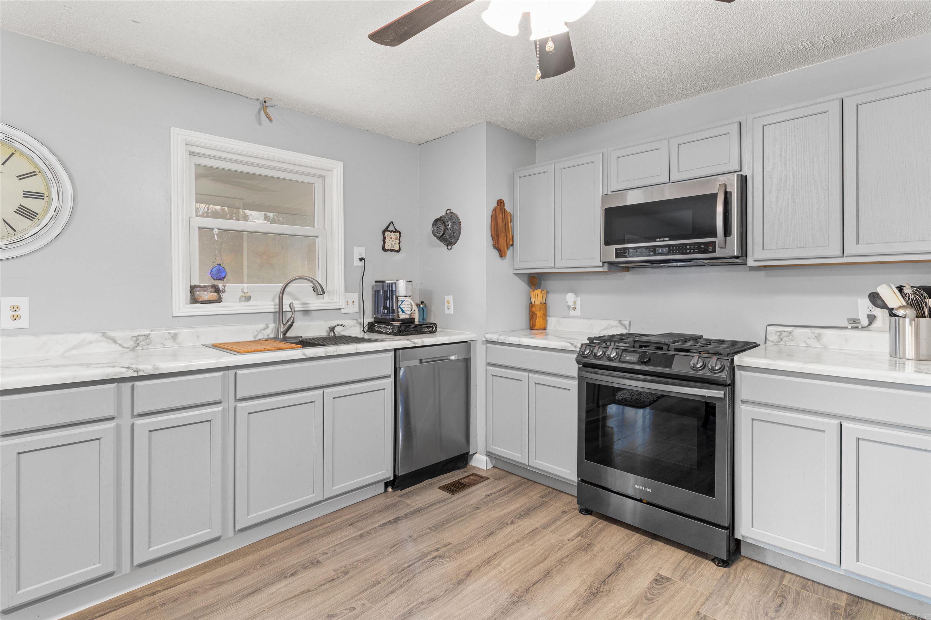 FOREST HEIGHTS - Residential