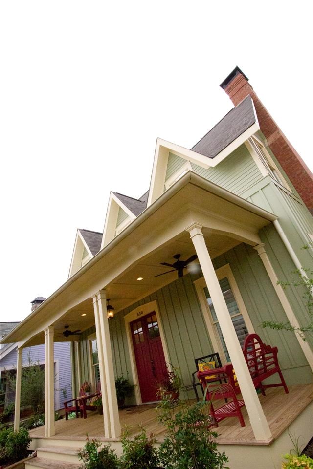 VILLAGE @ HENDRIX - Residential