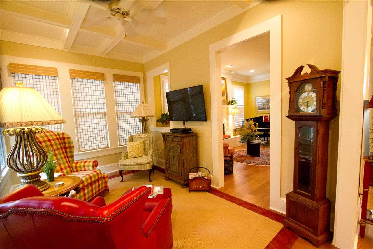 VILLAGE @ HENDRIX - Residential