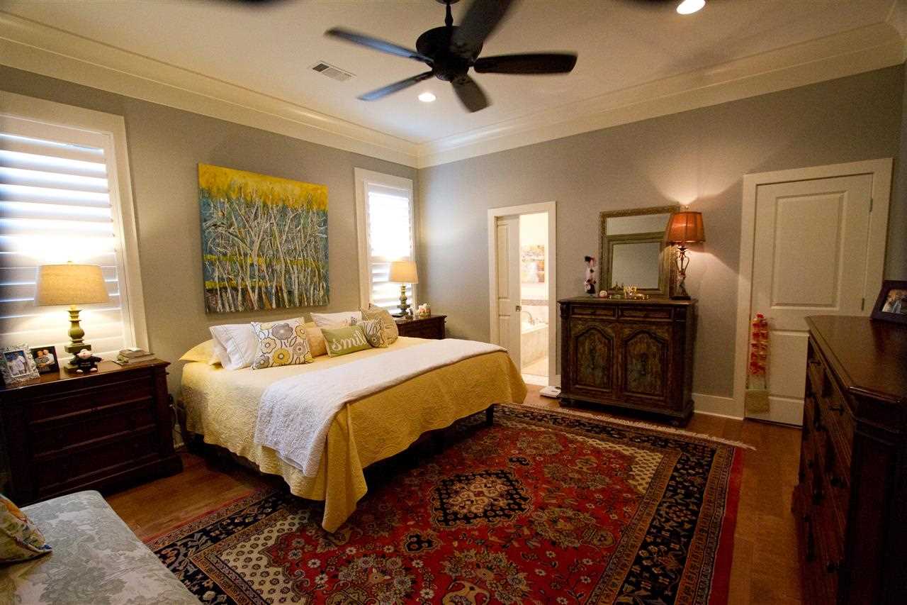 VILLAGE @ HENDRIX - Residential